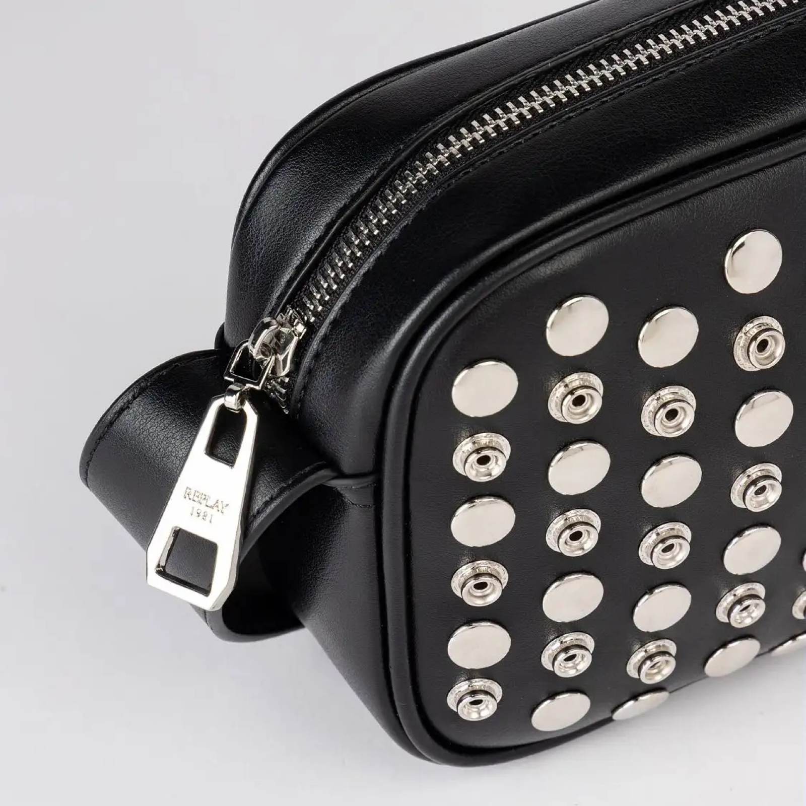 Дамска чанта Replay FW3715.000.A0458C Close-Up