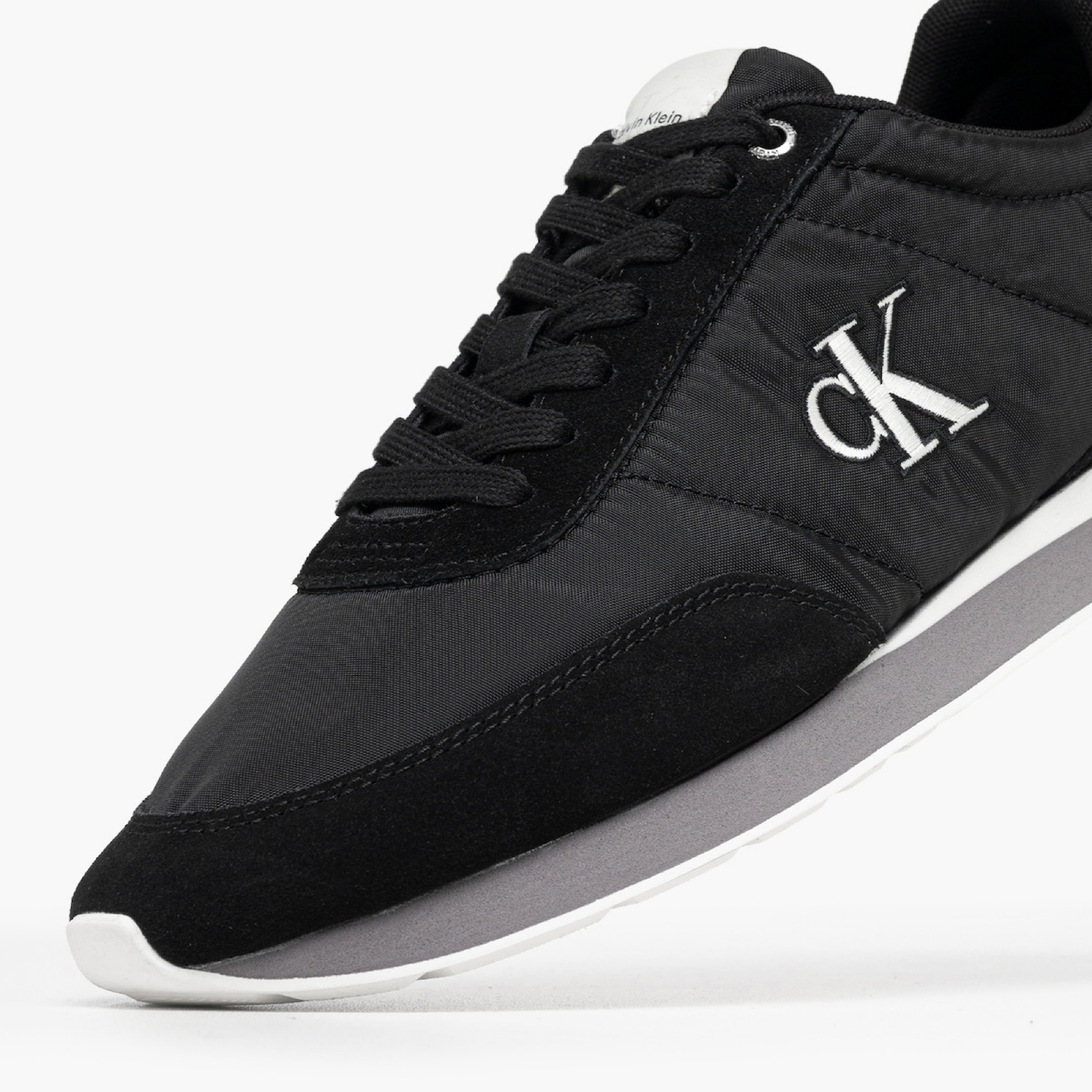 Мъжки маратонки Calvin Klein Jeans Men Sneakers YM0YM01361 01Q Close-Up