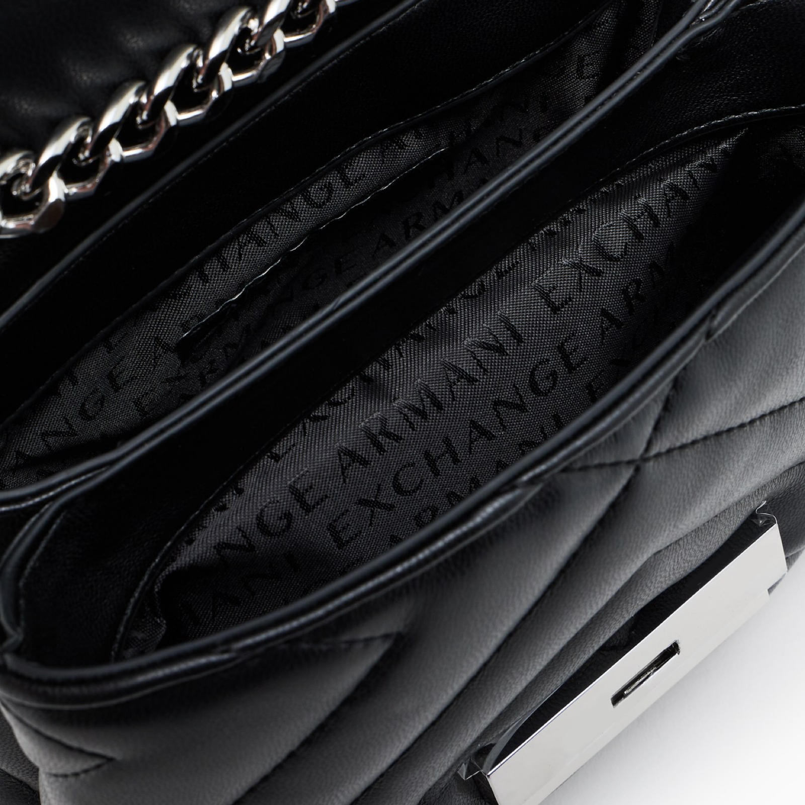 Дамска малка чанта Armani Exchange Women Shoulder Bag 948587 4R742 Inside View