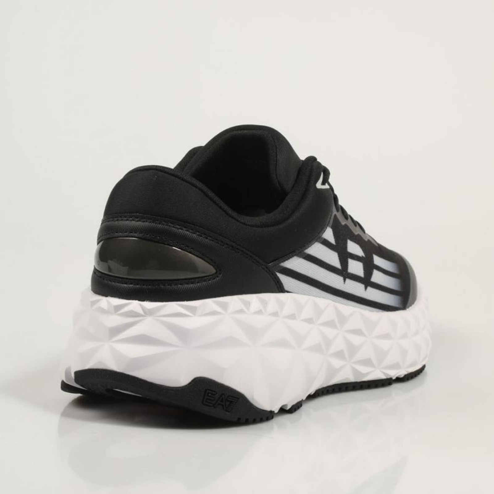 Мъжки маратонки EA7 Emporio Armani Men Sneakers X8X239 XK432 Heel View