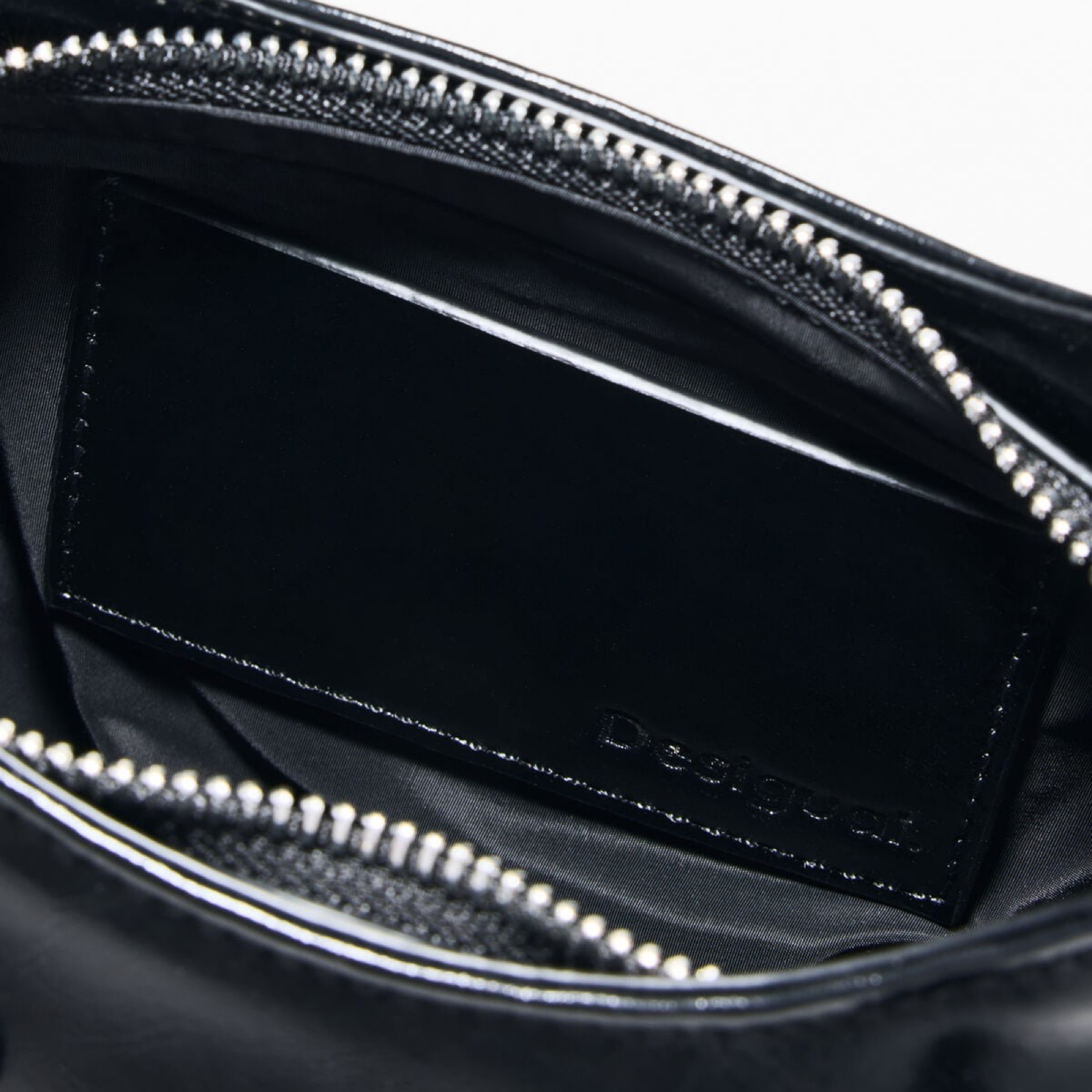 Дамска черна чанта Desigual Women Shoulder Bag 26WAXP62 2000 Inside View