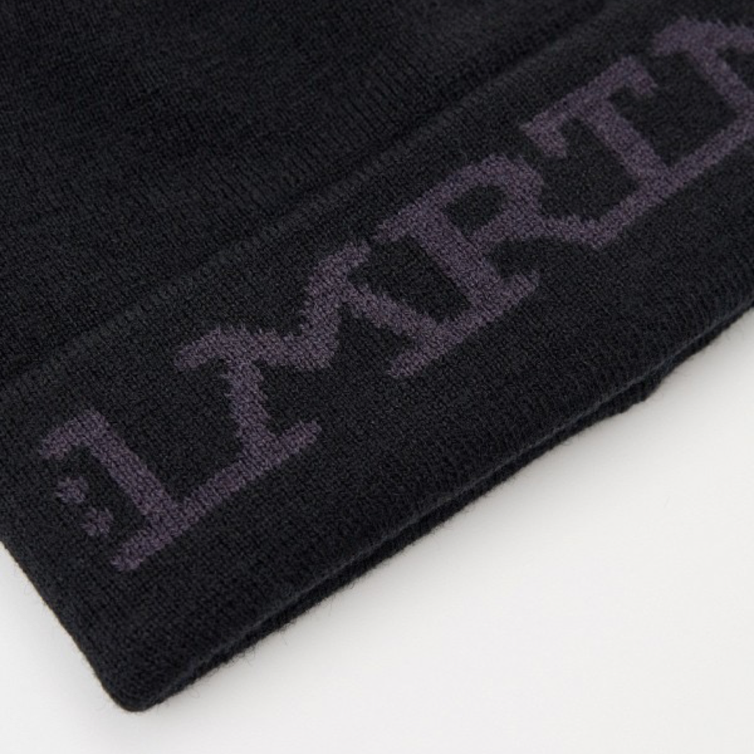 Унисекс зимна шапка La Martina Unisex winter hat La Martina UUH002 YW085 09999 Balck close-up view