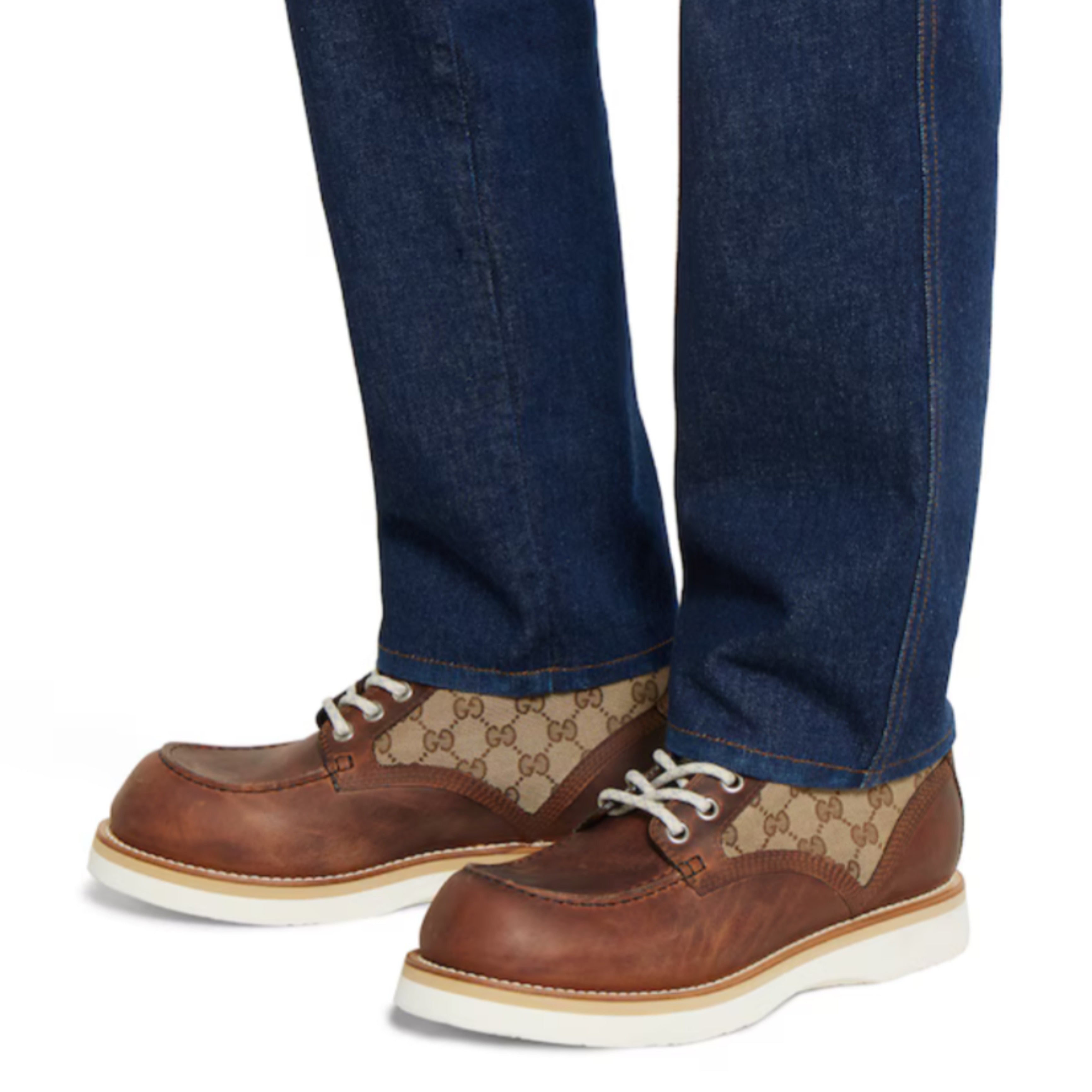 Мъжки боти Men’s ankle boots Gucci
831149AAEZE2541 Brown lifestyle view