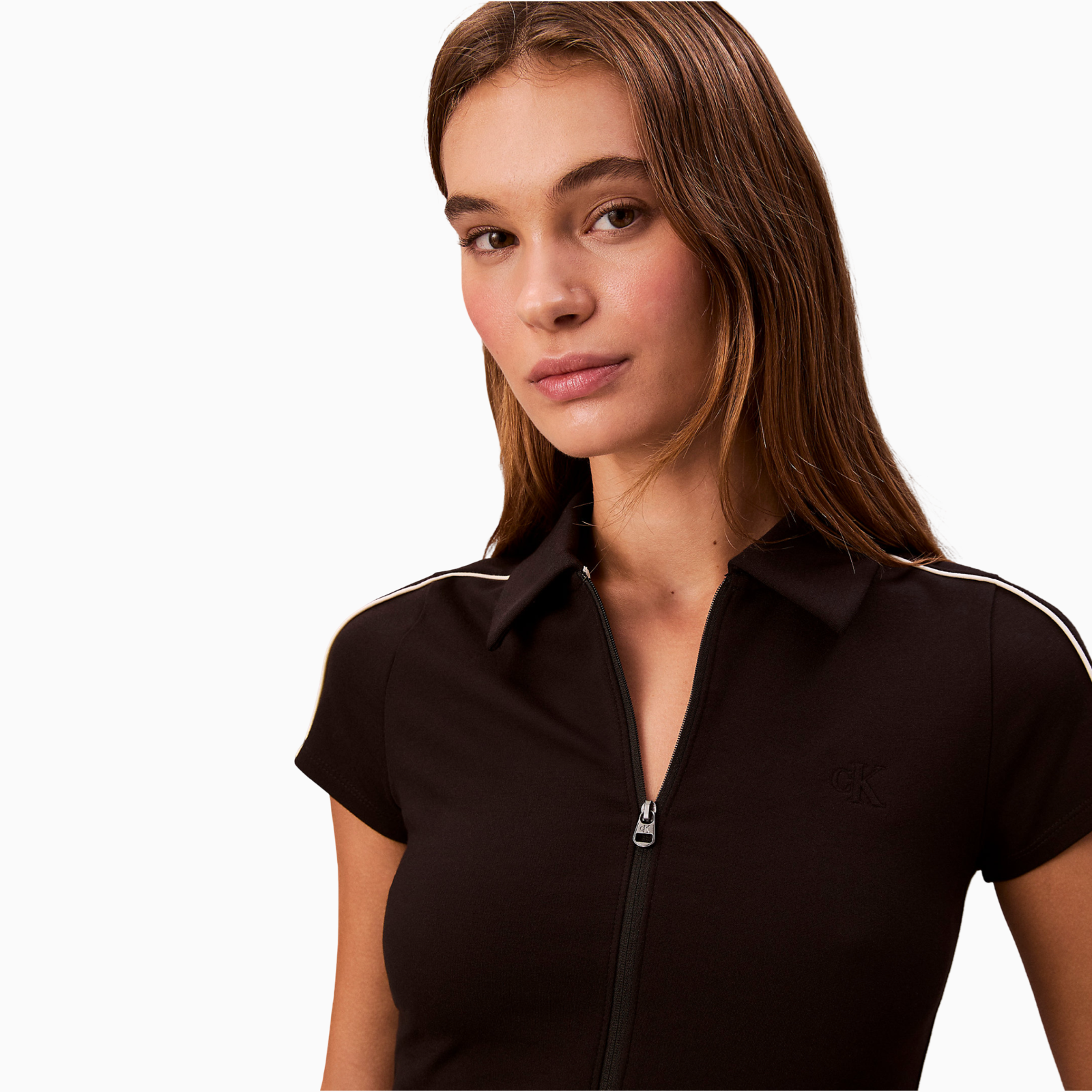 Дамска поло тениска Calvin Klein Jeans Tech Knit Cropped Polo LV047E212G UB1 Close-Up