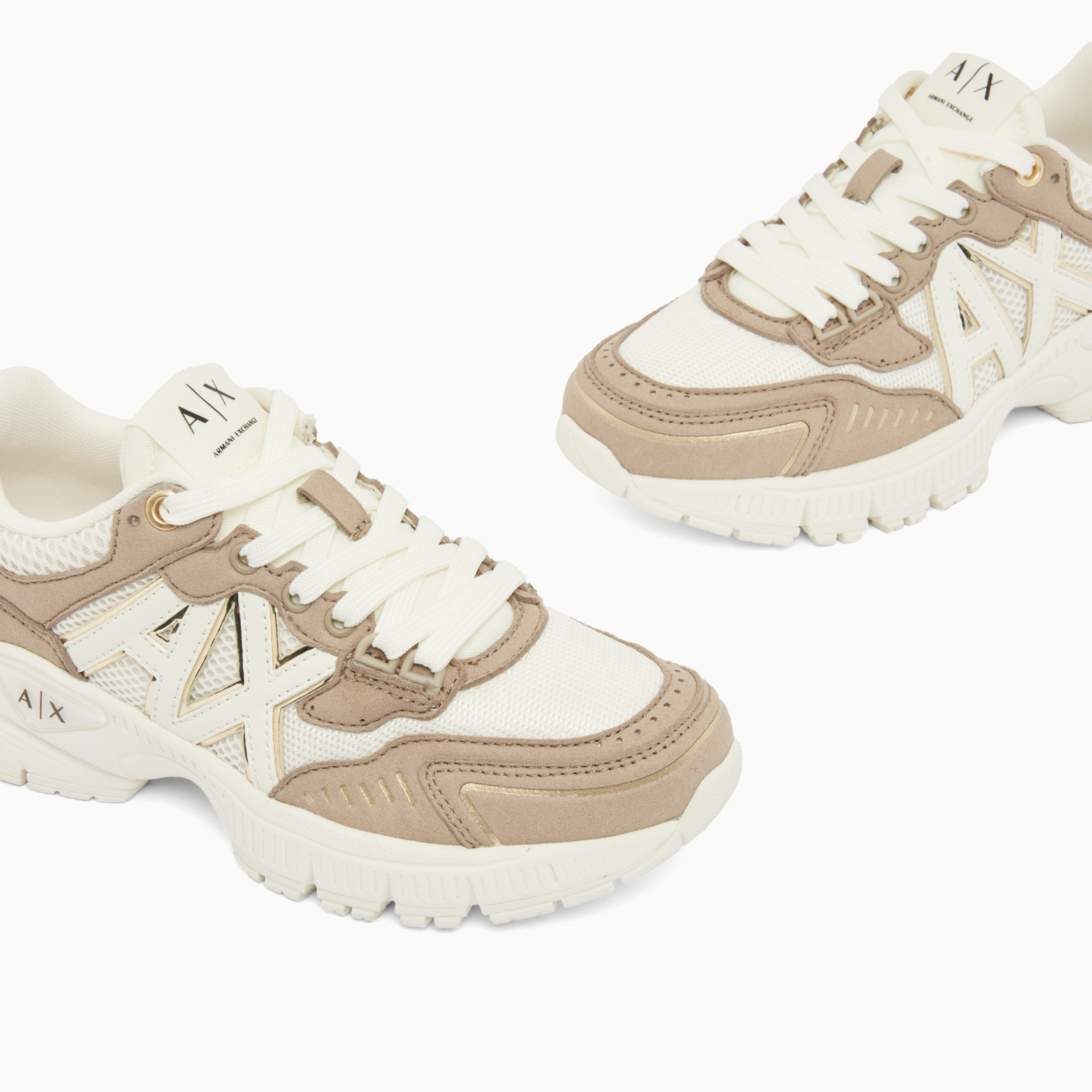 Дамски маратонки Armani Exchange Women Sneakers XW002153 AF22757 MZ285 Close-Up