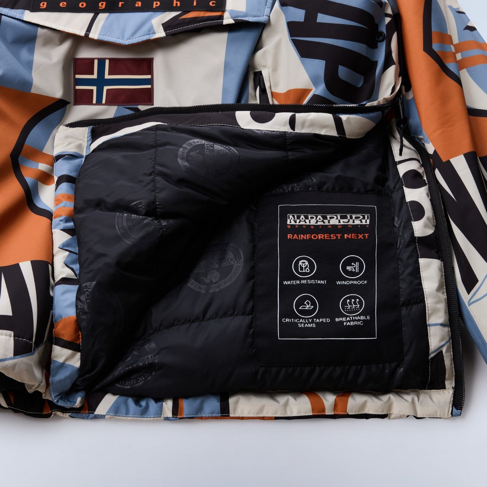 Мъжко яке Napapijri Rainforest Next Men Jacket NP0A88T8F Close-Up