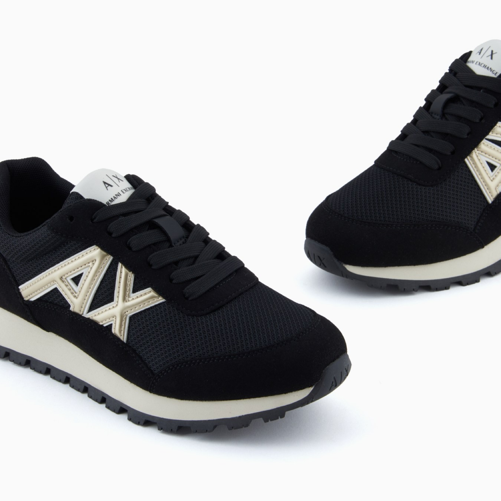 Дамски черни маратонки Armani Exchange XW002150 AF19388 Close-Up