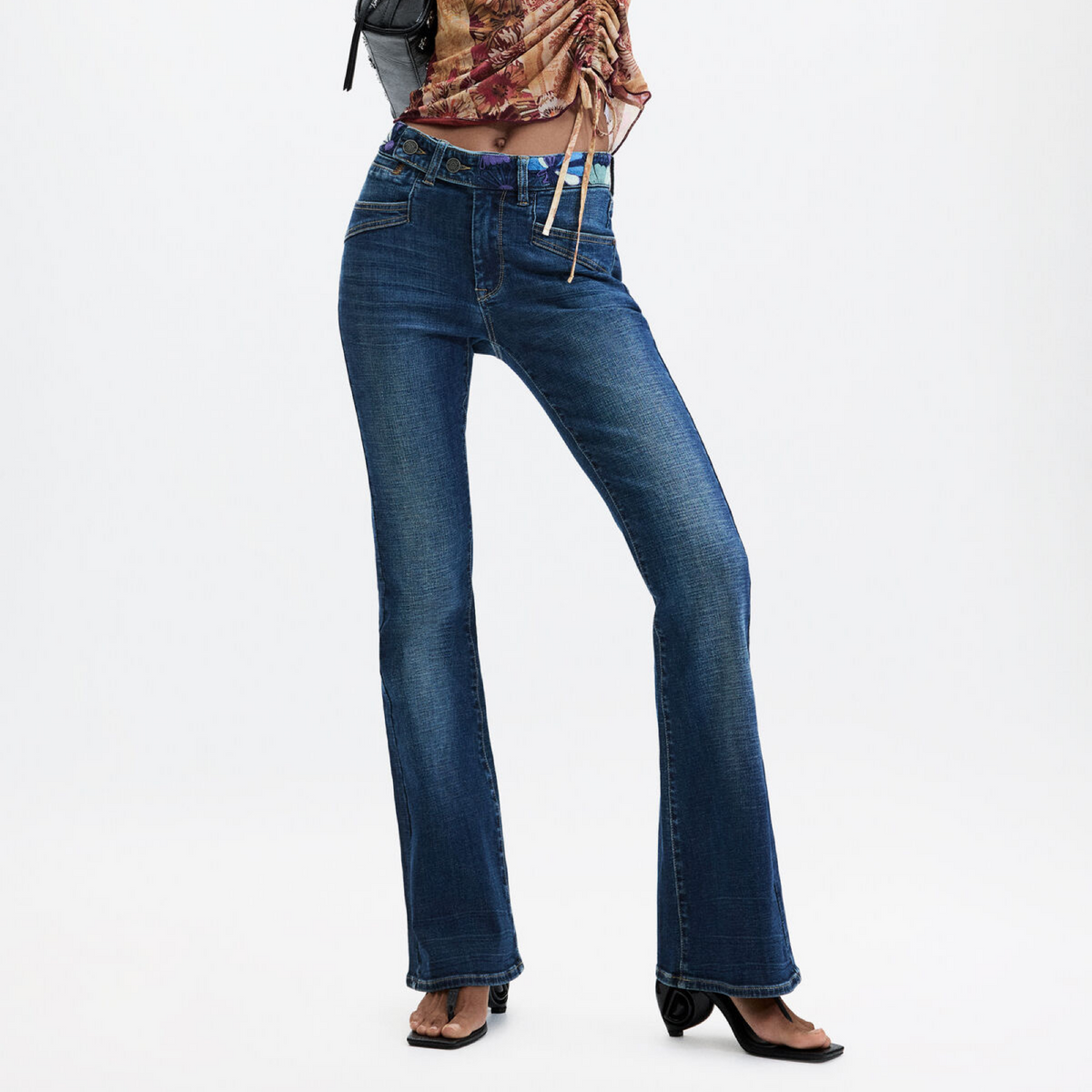 Дамски дънки Desigual Women Jeans 26WWDD21 5053 Front View