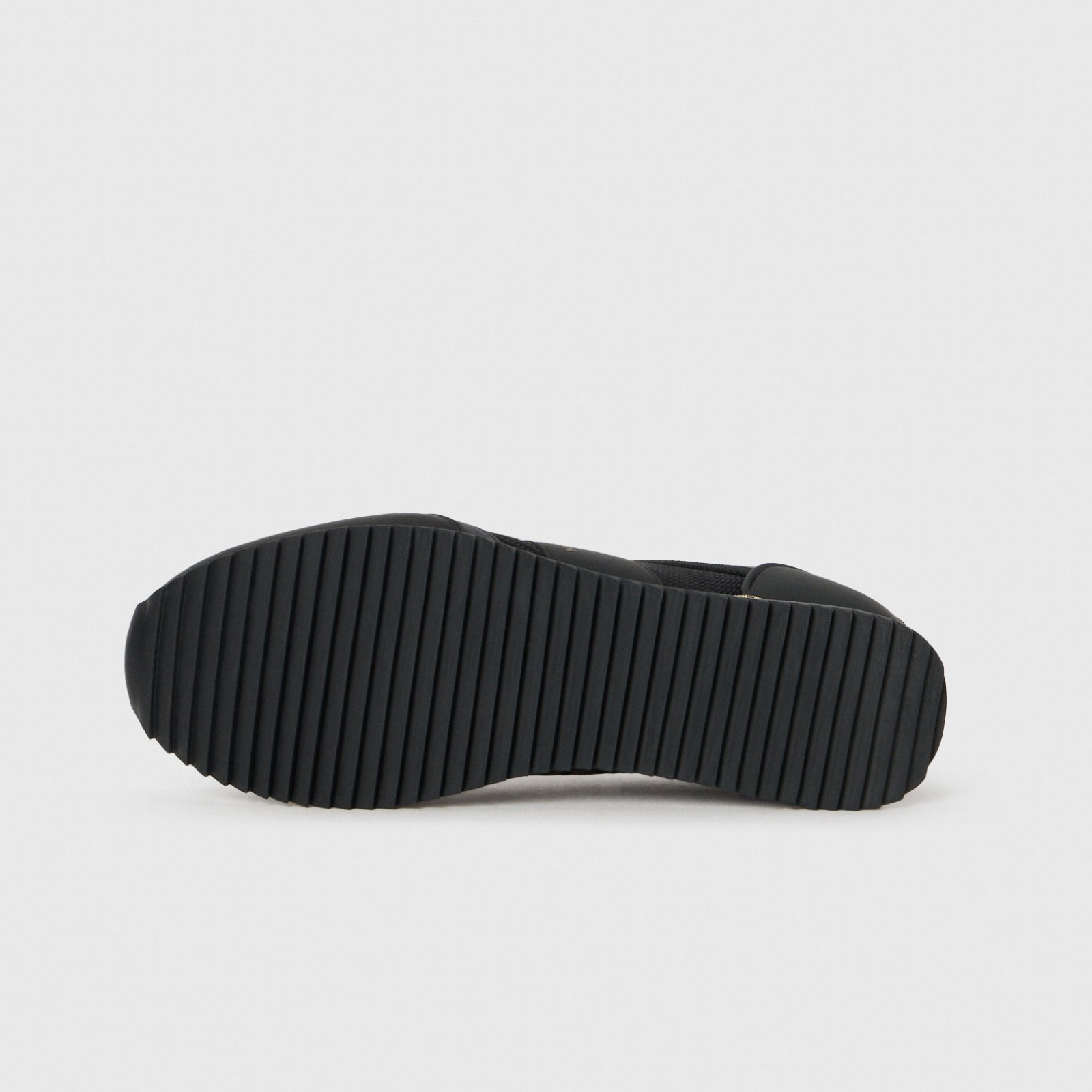 Мъжки маратонки Ea7 Emporio Armani Men Sneakers 7X000337 AF18613 MZ185 Insole View