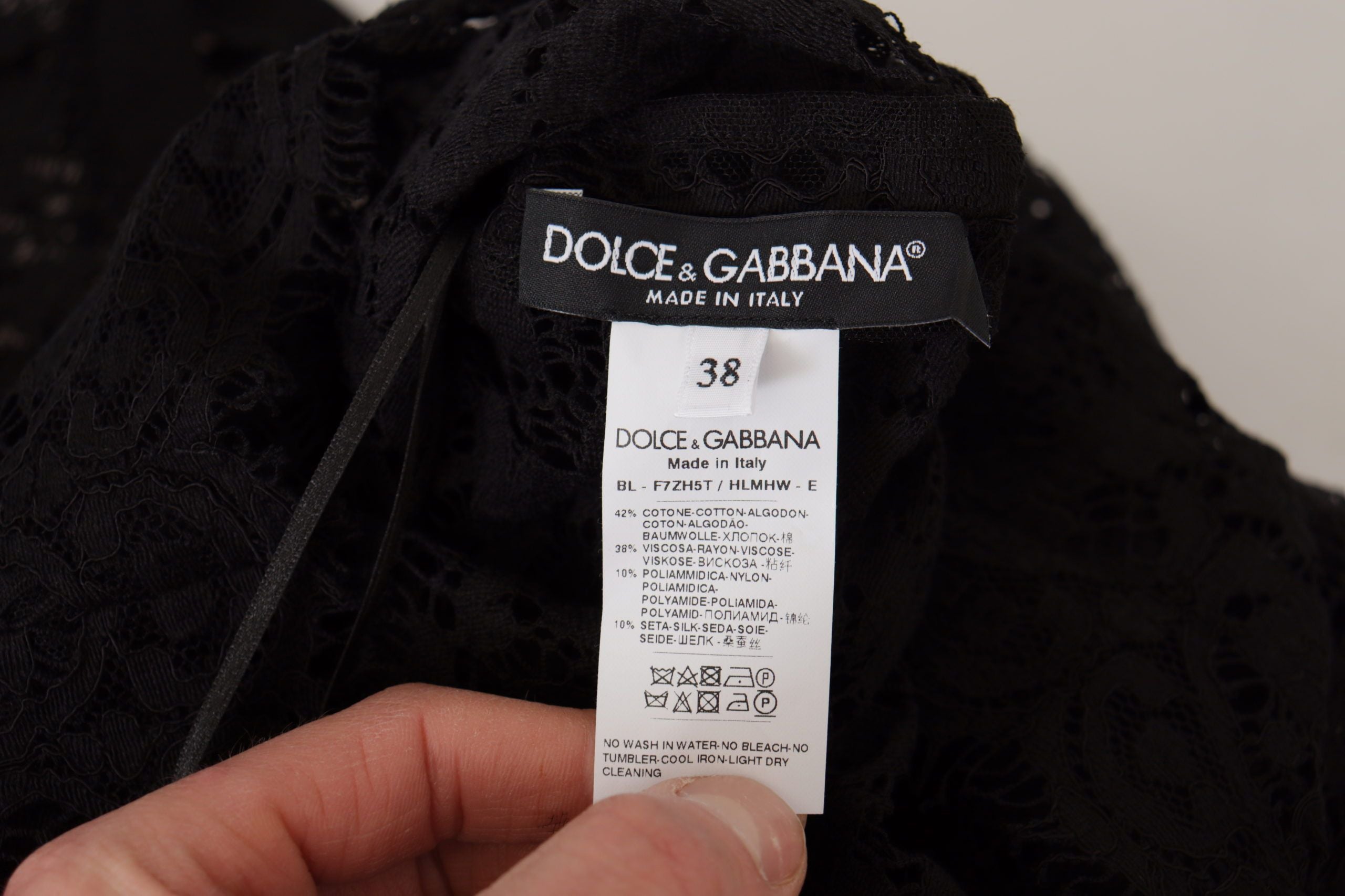 Елегантна черна блуза с дълъг ръкав Dolce & Gabbana