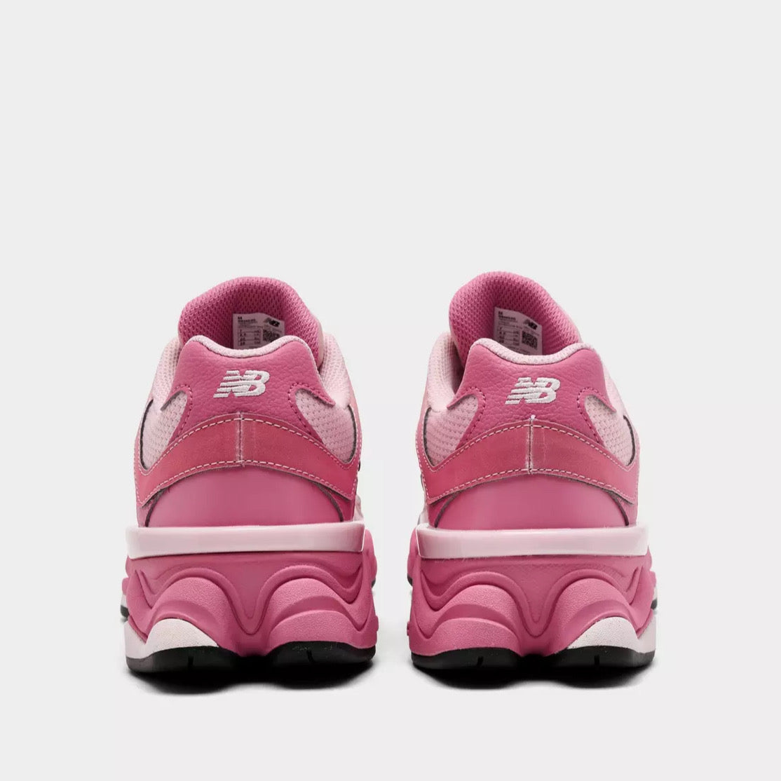 Дамски розови маратонки New Balance 9060 Women Sneakers G90603I0 Heel View