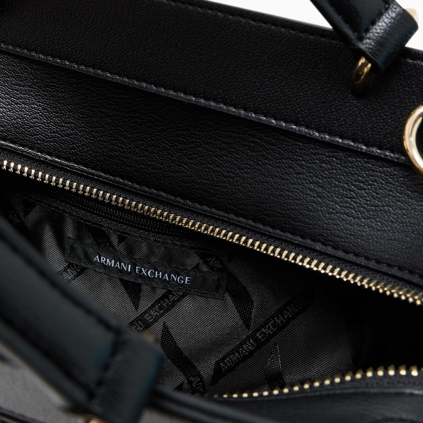 Дамска черна чанта Armani Exchange Women Handbag XW001554 AF17117 Inside View