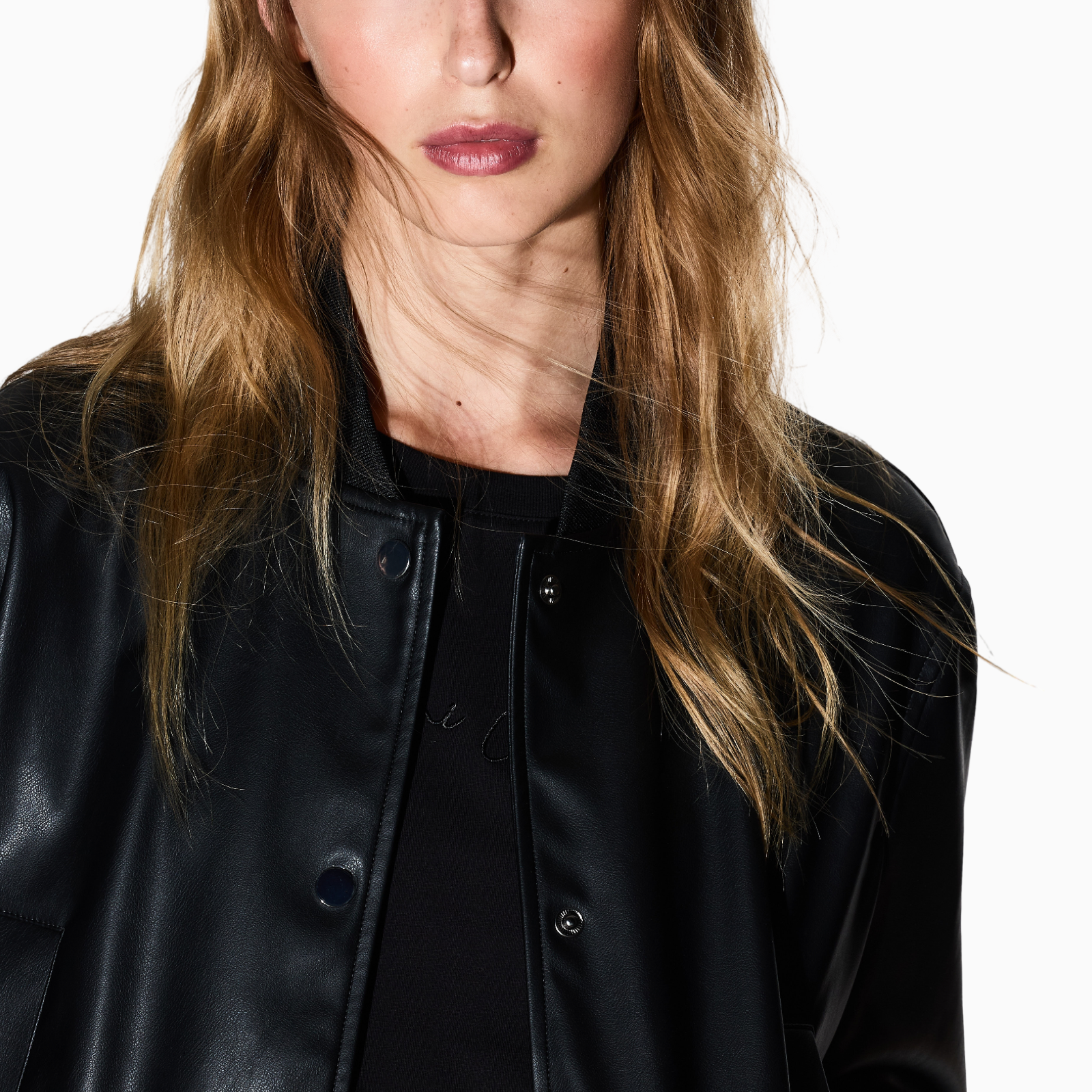 Дамско кожено яке Armani Exchange Women Jacket XW001432 AF16618 UC001 Close-Up