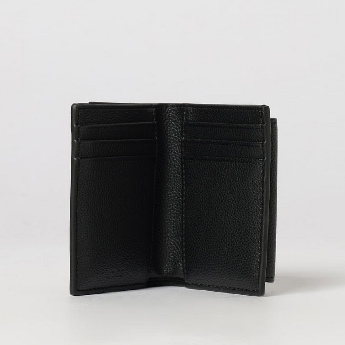Мъжки портфейл Boss Men Wallet 50573500 001 Inside View