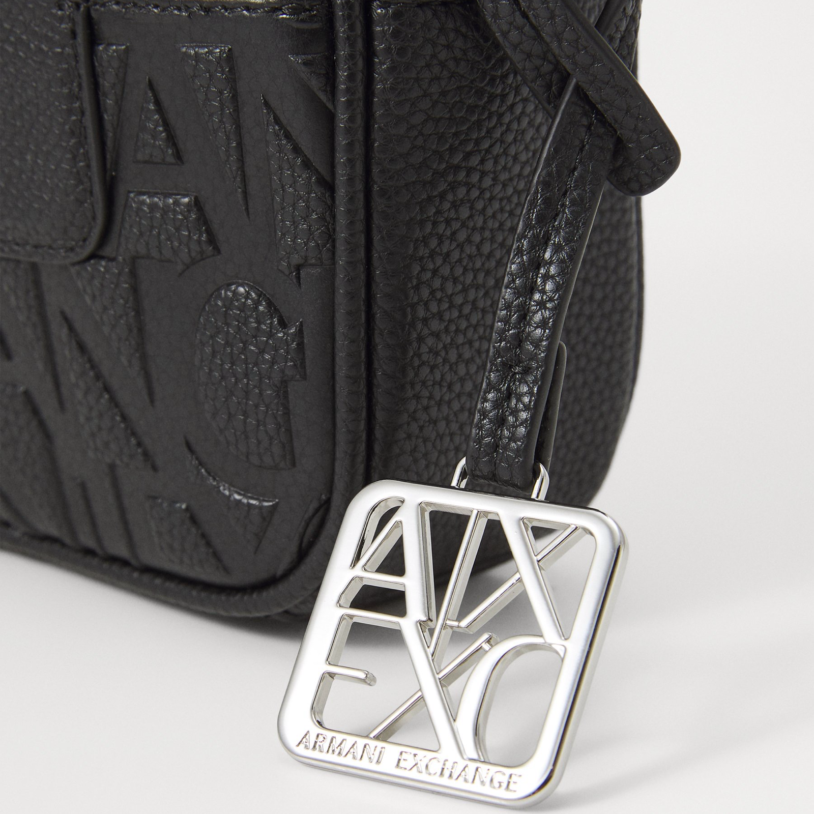 Дамска чанта Armani Women Crossbody Bag XW001578 AF15774 Close-Up