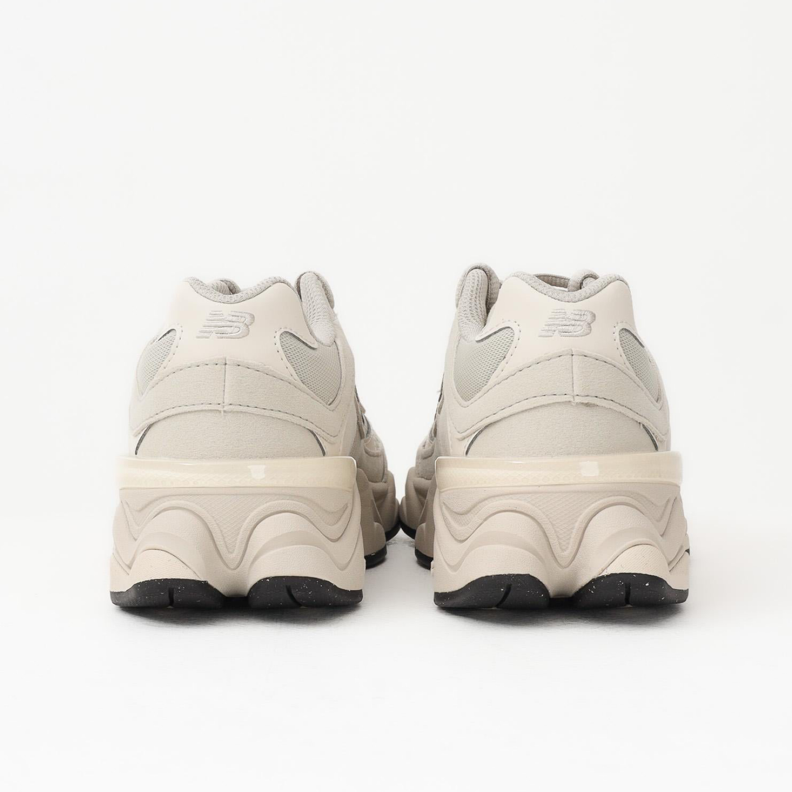 Дамски маратонки New Balance 9060 Women Sneakers G90607GY Heel View