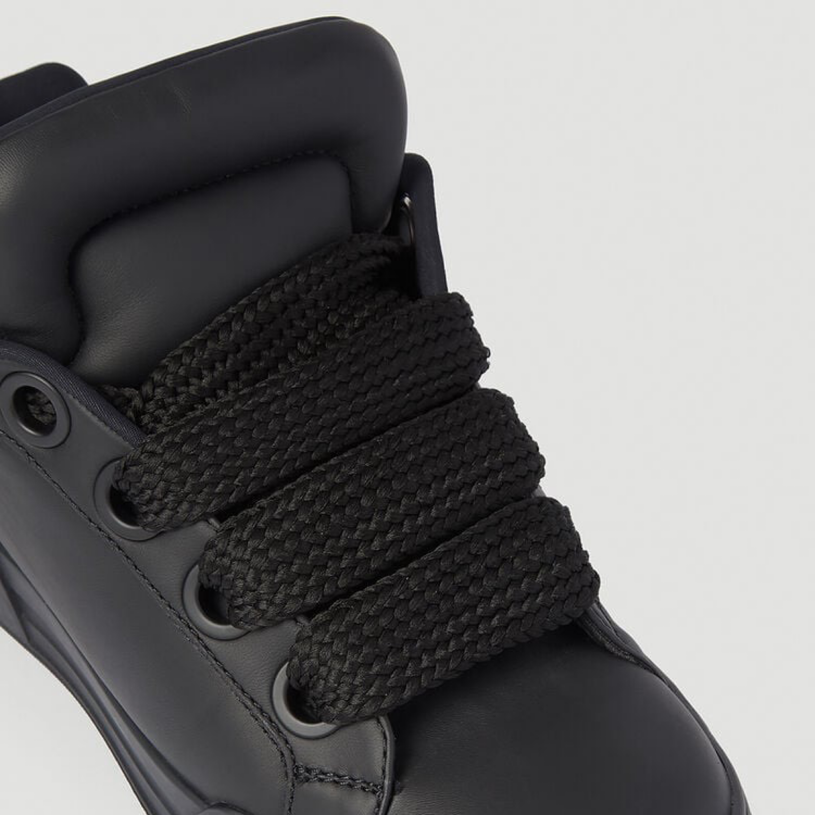 Dolce & Gabbana Nappa Leather Mega Skate Men Sneakers Close-Up