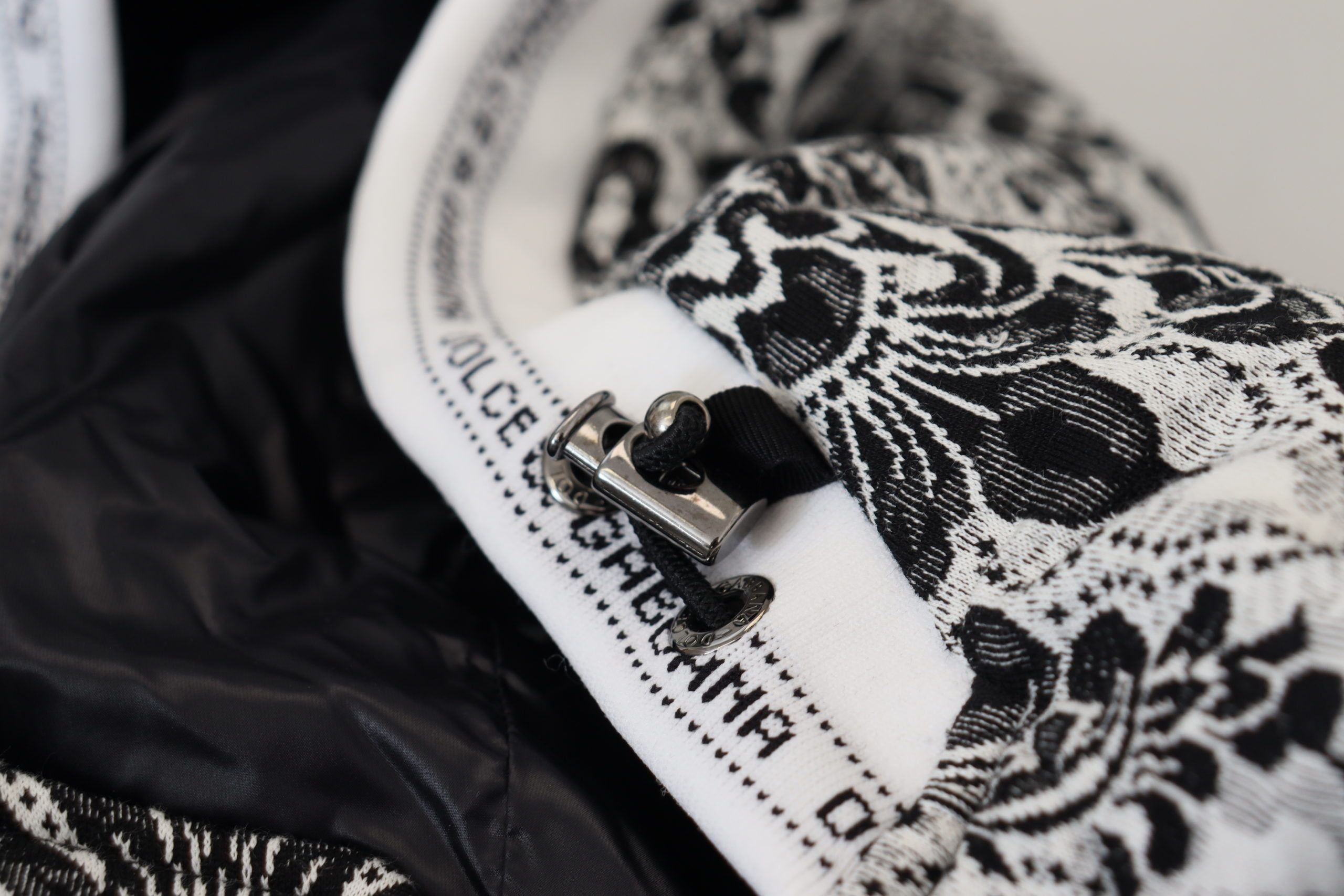 Dolce & Gabbana Елегантна памучна флорална шапка с цяла глава