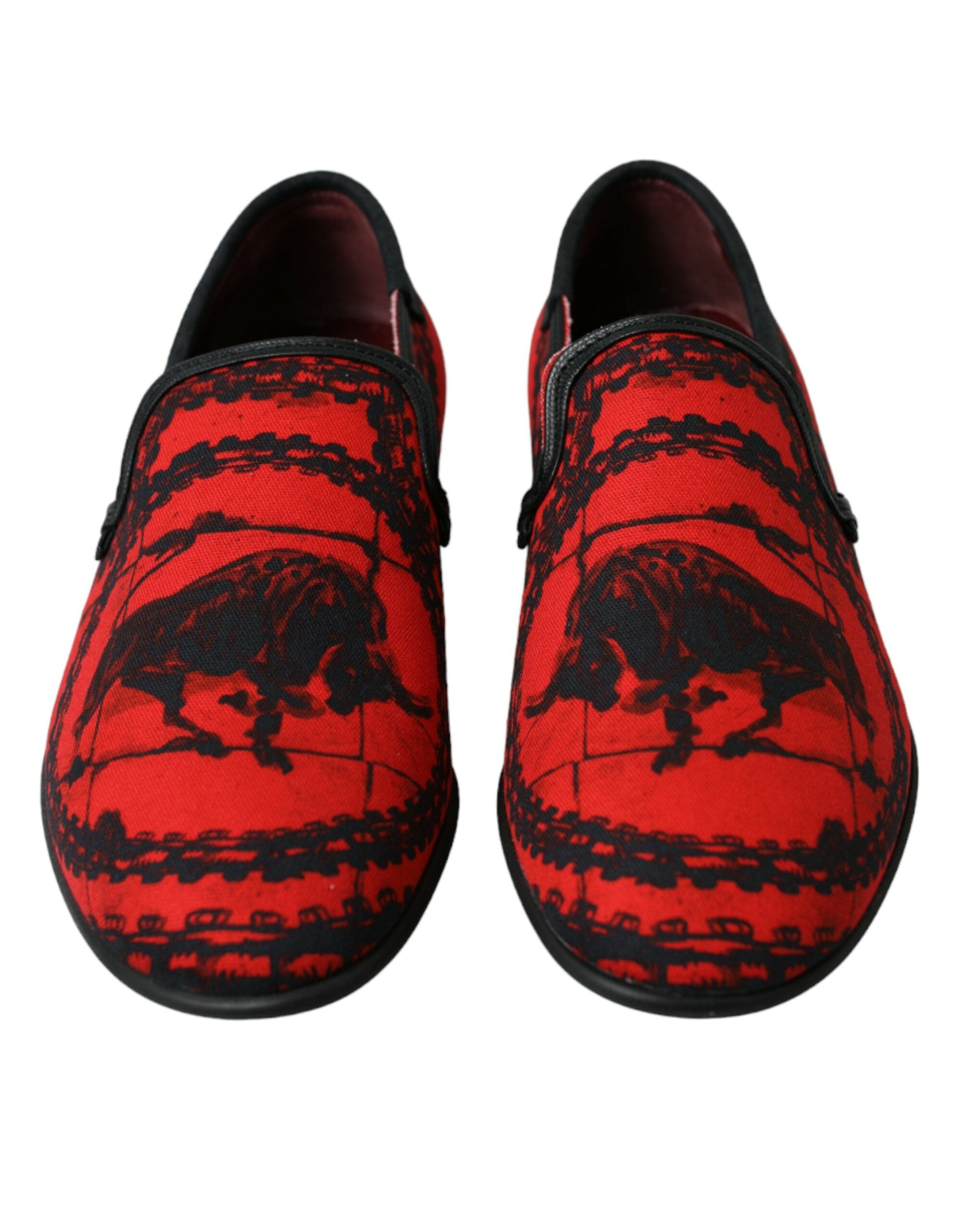 Dolce & Gabbana, вдъхновени от Torero, луксозни червени и черни мокасини
