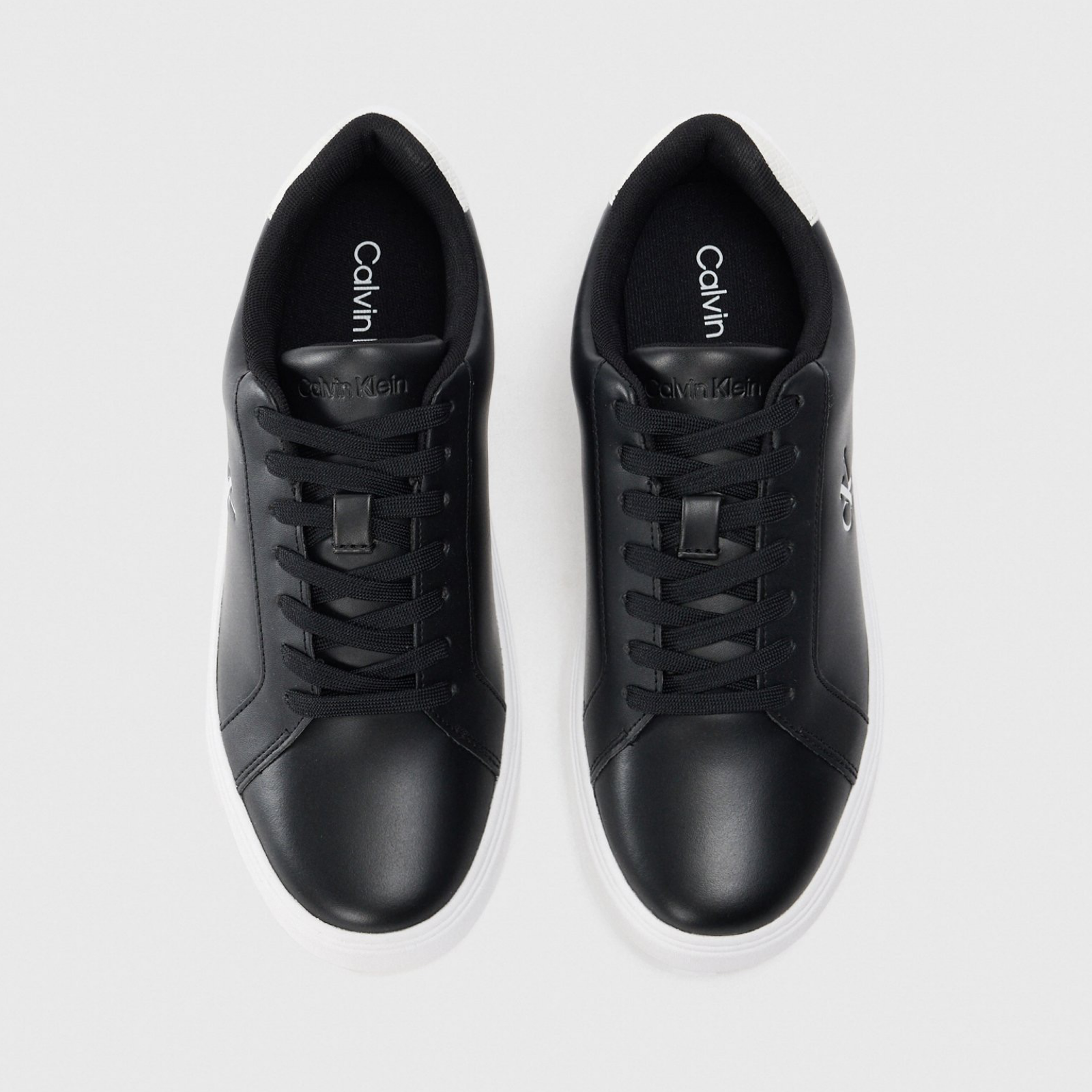 Мъжки черни кецове Calvin Klein Jeans Men Sneakers YM0YM01435 Top View