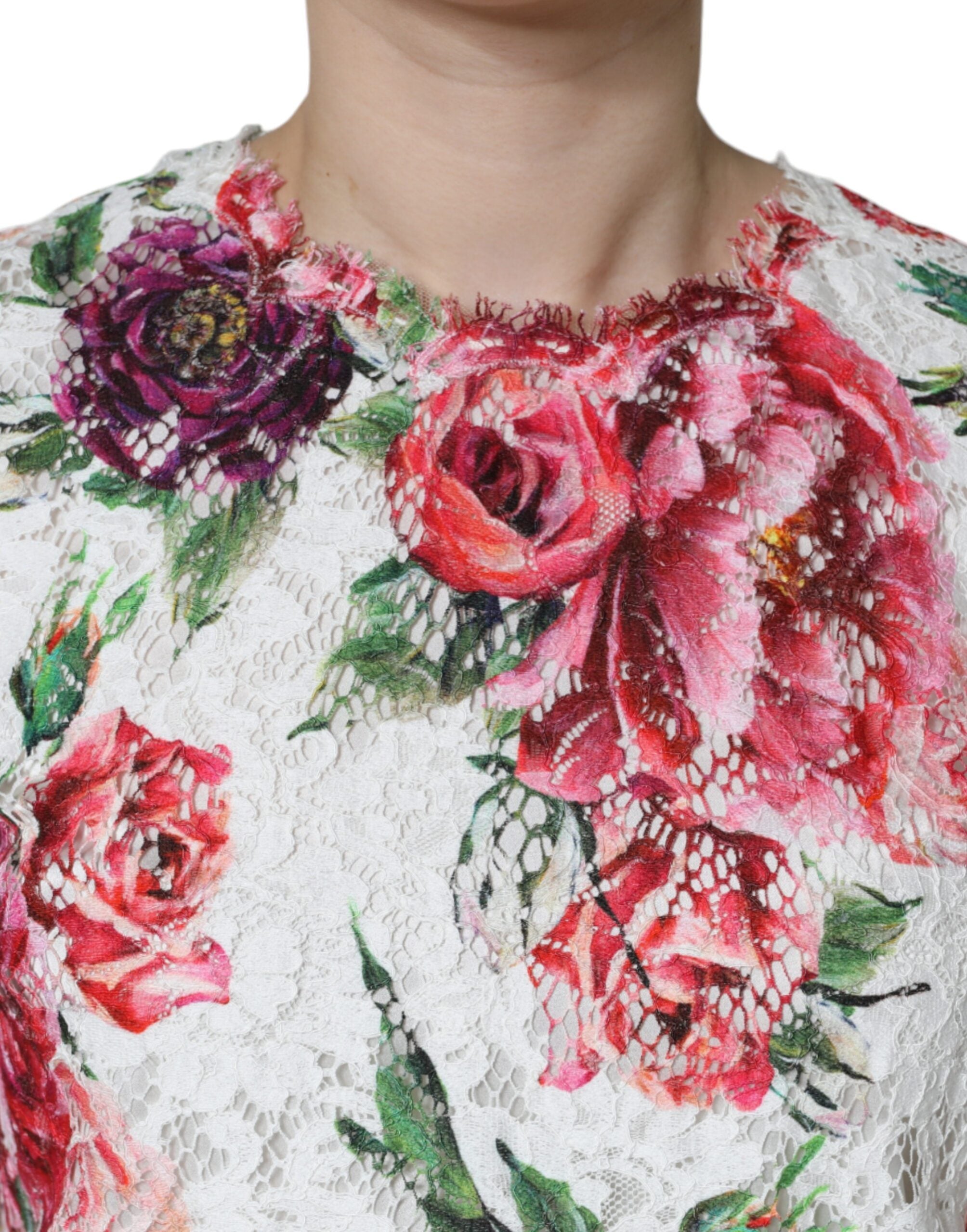 Dolce & Gabbana Бяла божурна дантелена блуза с къси ръкави