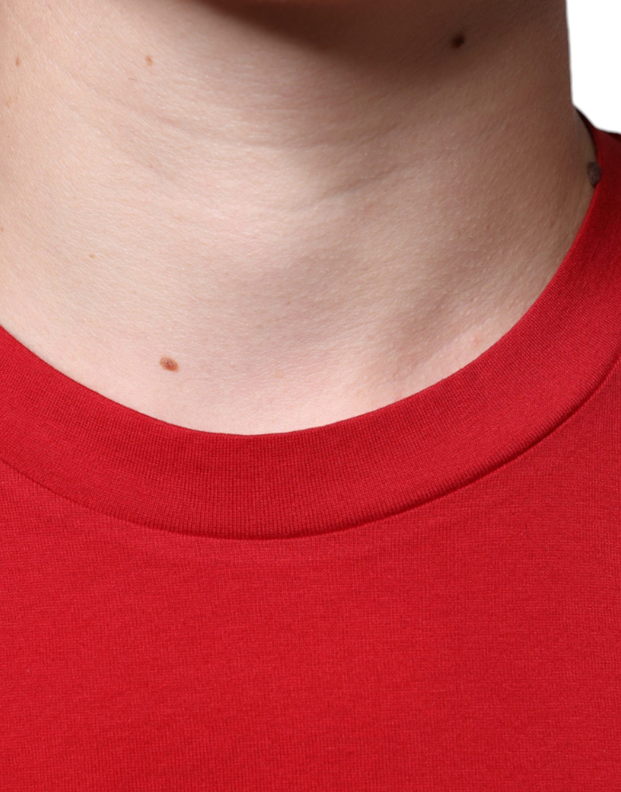 Dolce & Gabbana Red Cotton DG тениска с принт с кръгло деколте