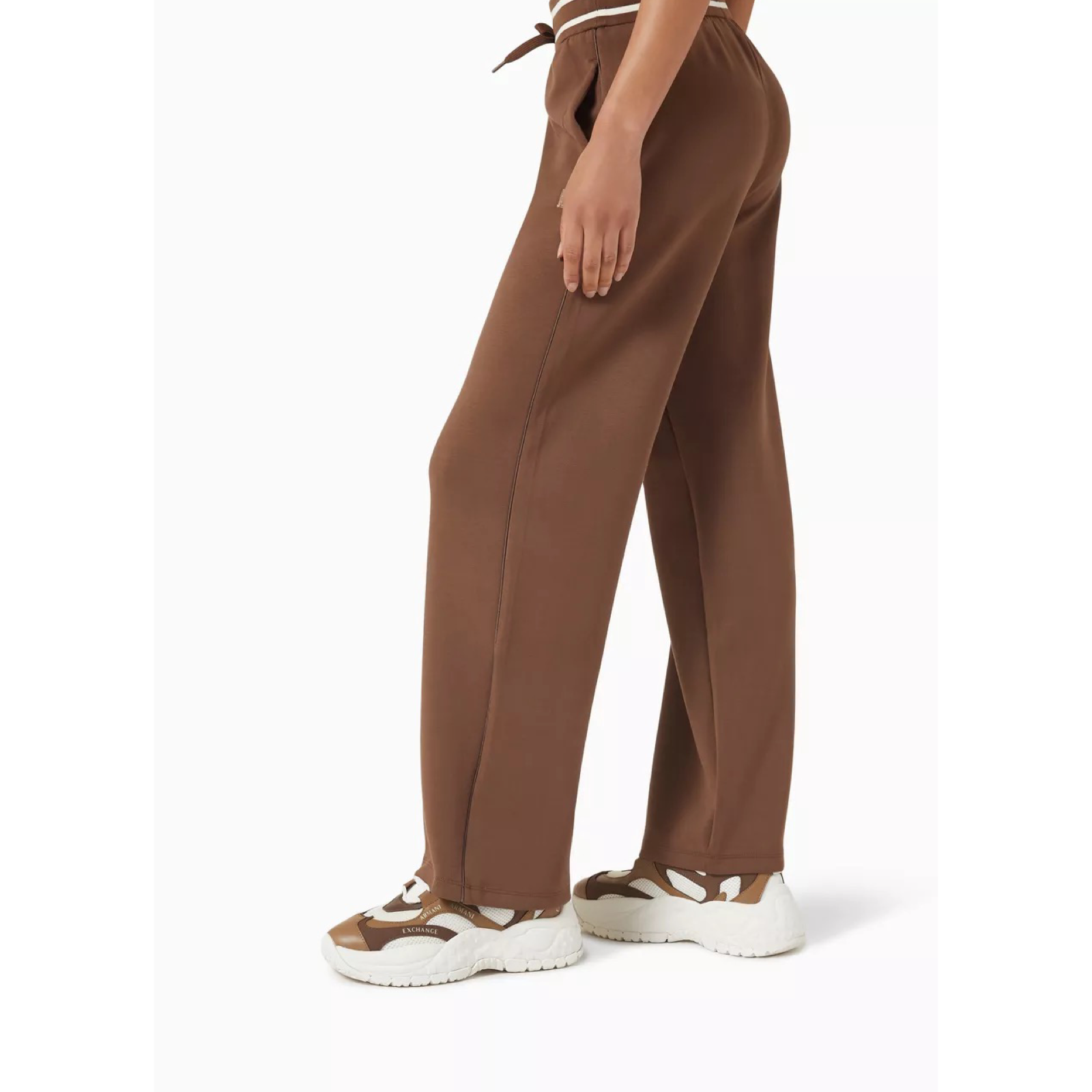 Дамски маратонки Armani Exchange Women Sneakers XDX120 XV708 Model View