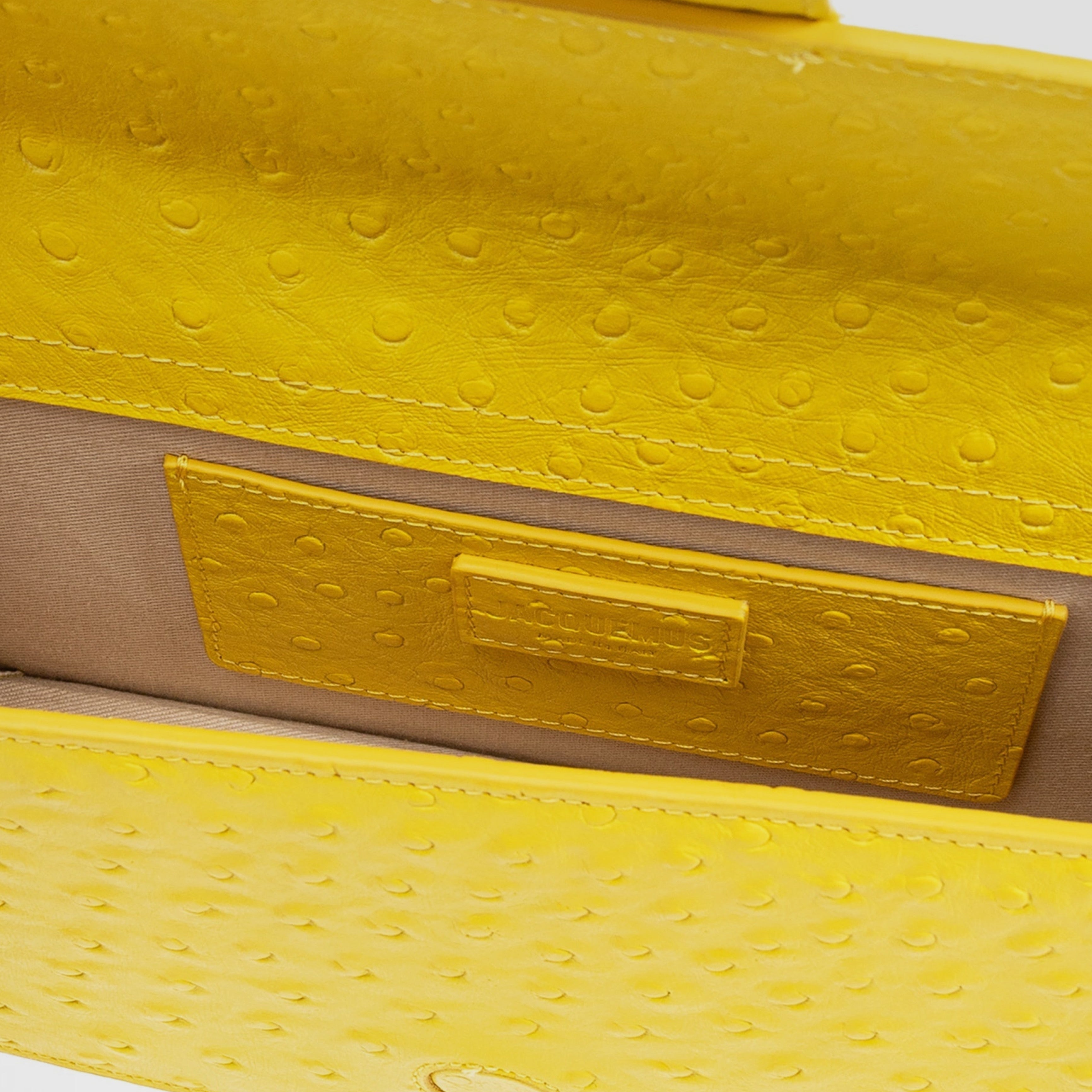 Дамска чанта от естествена кожа Women’s handbag Jacquemus Le Grand Bambino 213BA0073234 250 Yellow inside view