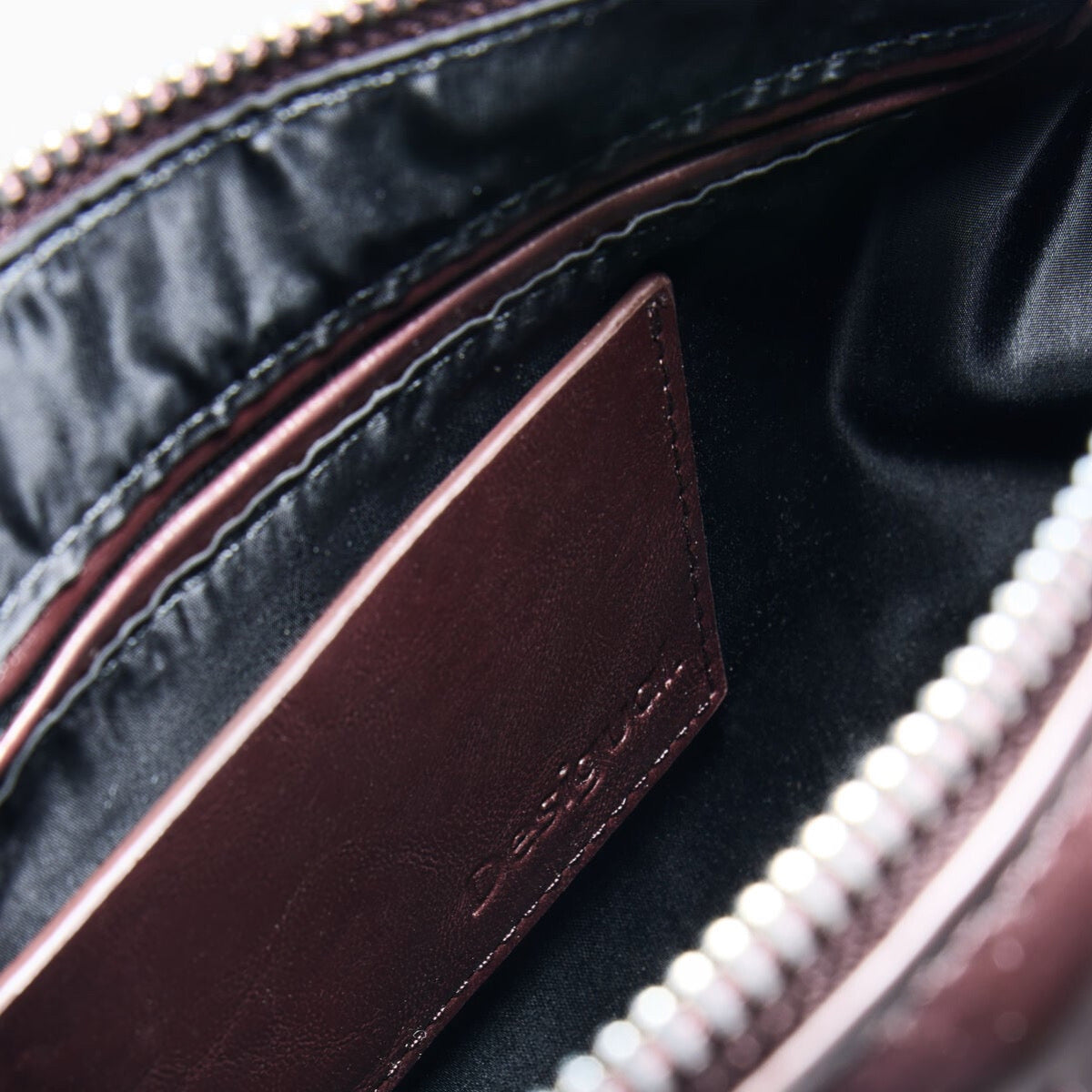 Дамска чанта Desigual women’s crossbody bag 26WAXP59 3006 Inside view