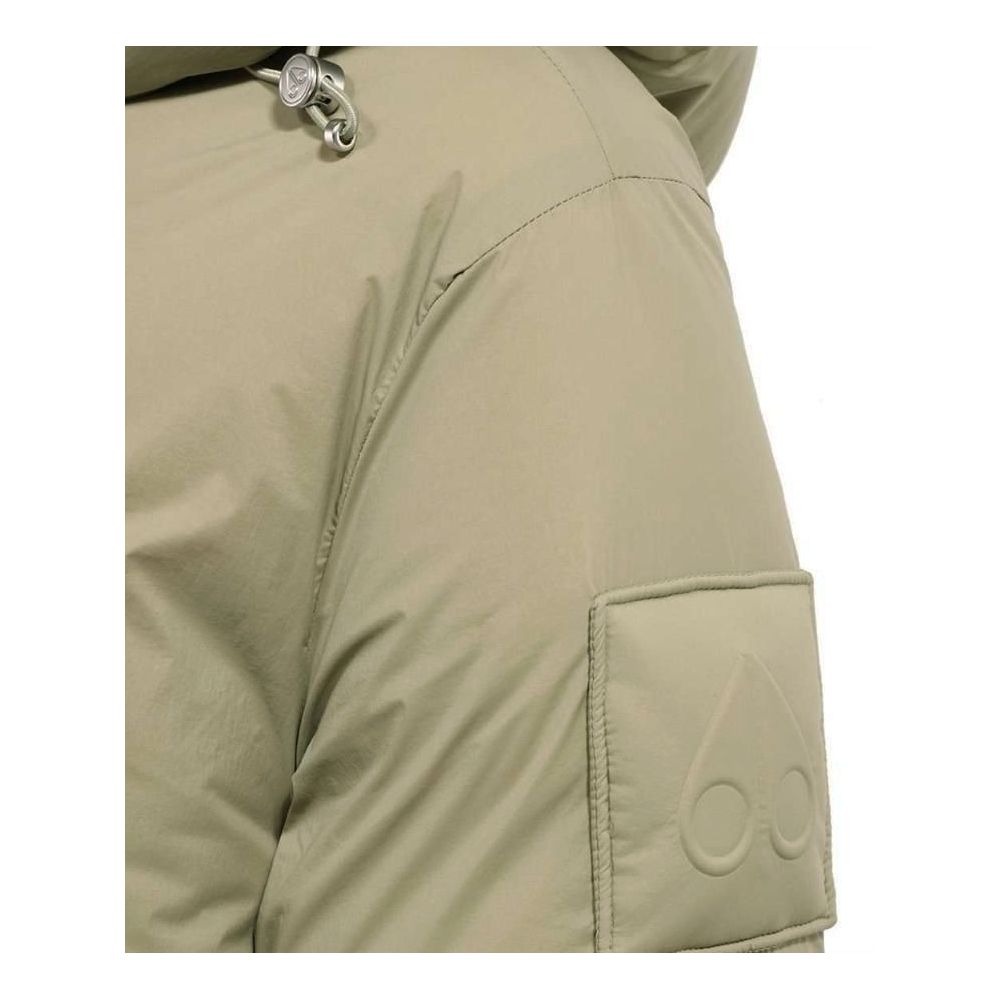 Зелени найлонови якета и палто Moose Knuckles