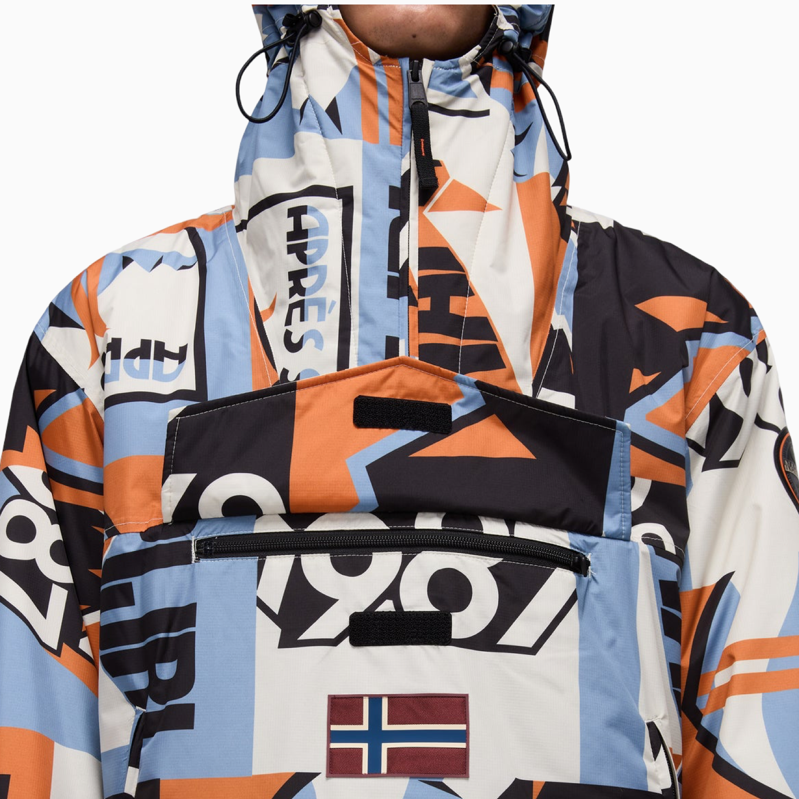 Мъжко яке Napapijri Rainforest Next Men Jacket NP0A88T8F Close-Up