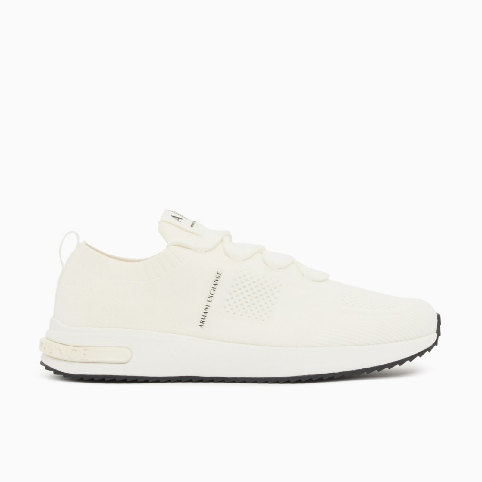 Мъжки бели маратонки Armani Exchange Men Sneakers XM002624 AF18834 U0003 Lateral View
