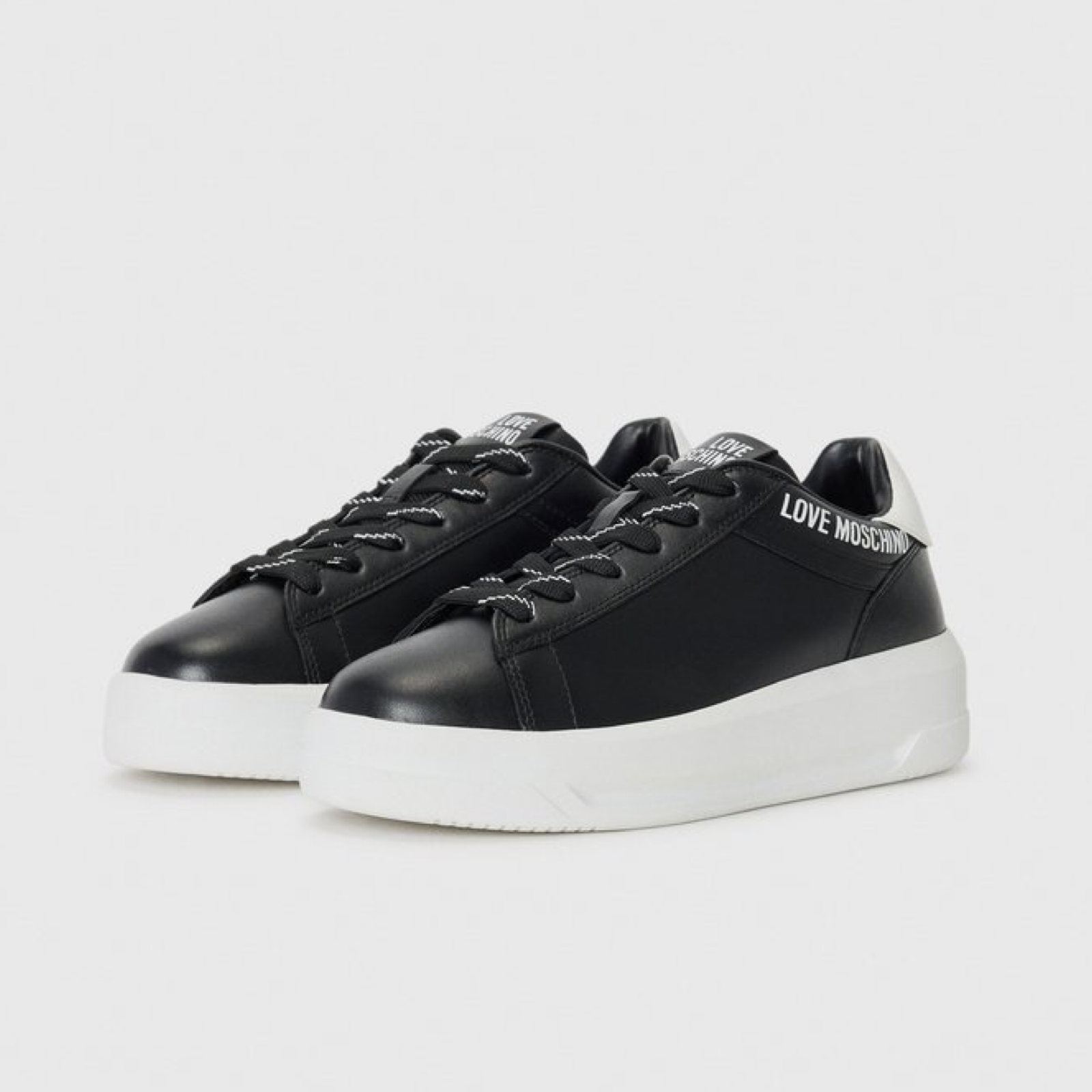 Дамски кецове Love Moschino Women Sneakers JA15525G1NIA1 Front View
