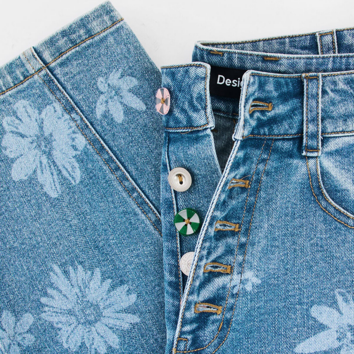 Дамски дънки Desigual Women Jeans 26SWDD06 5053 Close-Up