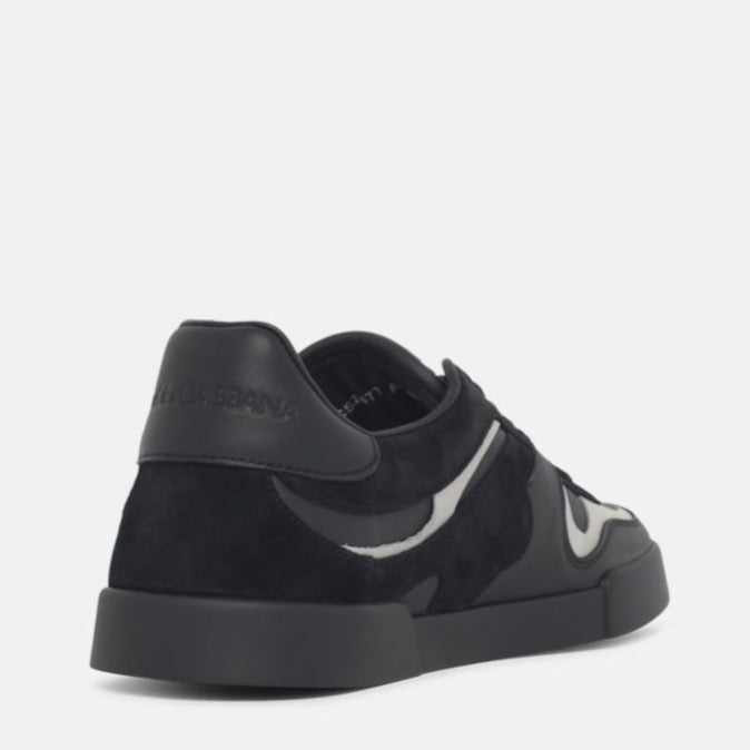 CS2477 A0867 8B956 Dolce & Gabbana Black Calf Leather Bos Taurus Sneakers Heel view