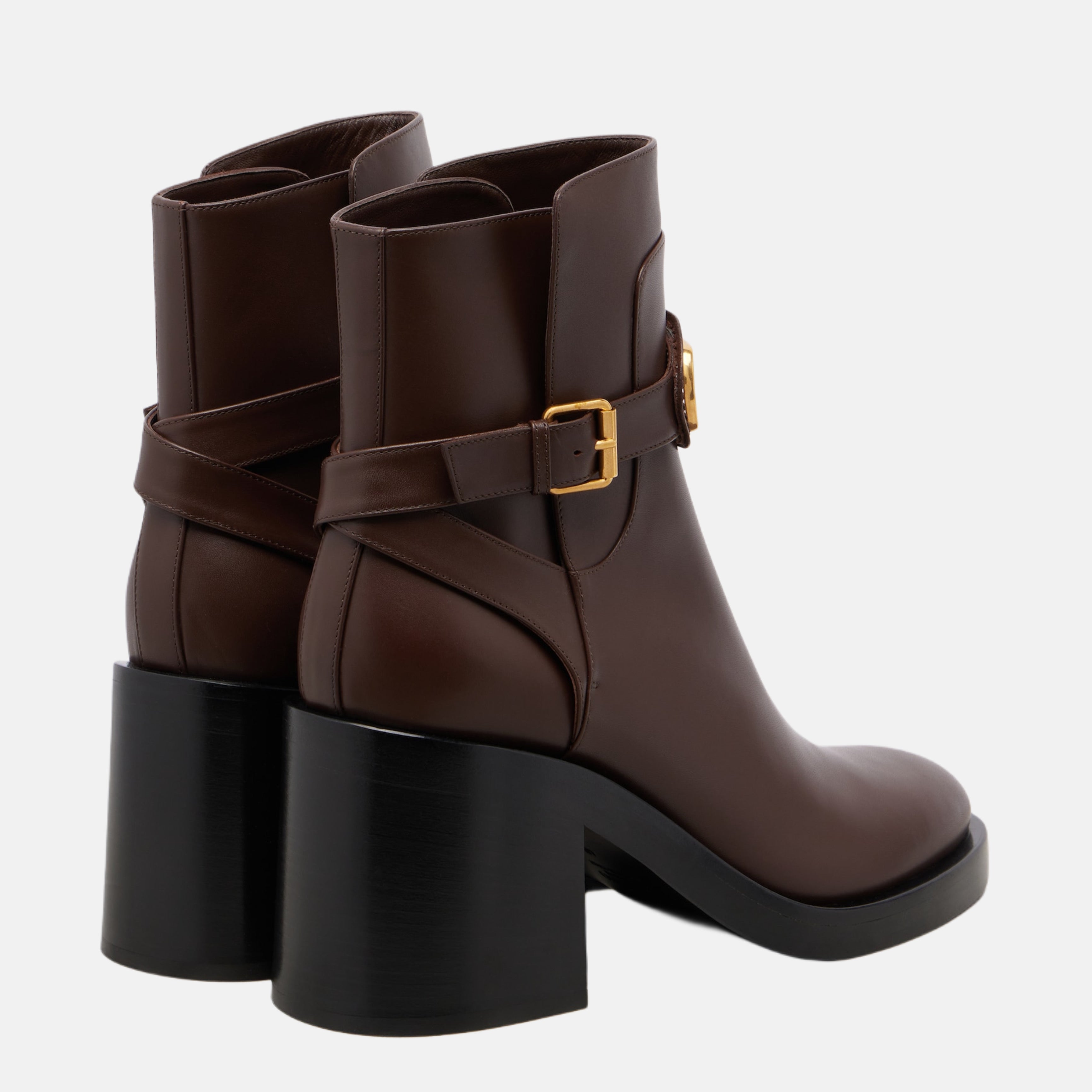 Дамски боти от естествена кожа в кафяво Women’s ankle boots Valentino Garavani
7W2S0MB4DSHKG8 Brown heels view
