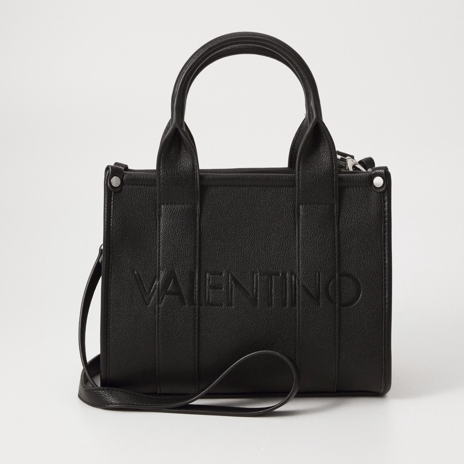 Дамска черна чанта Valentino VBS8YH05