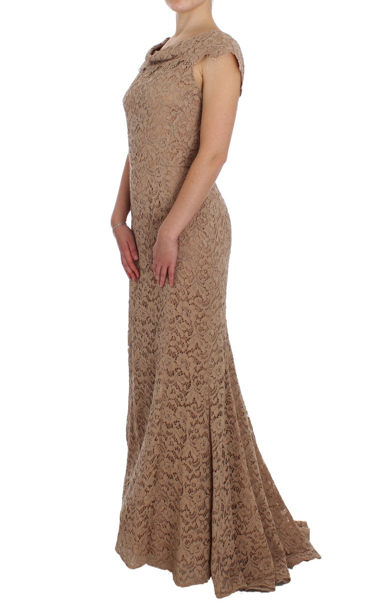 Елегантна розова макси рокля с дантелени цветя на Dolce & Gabbana