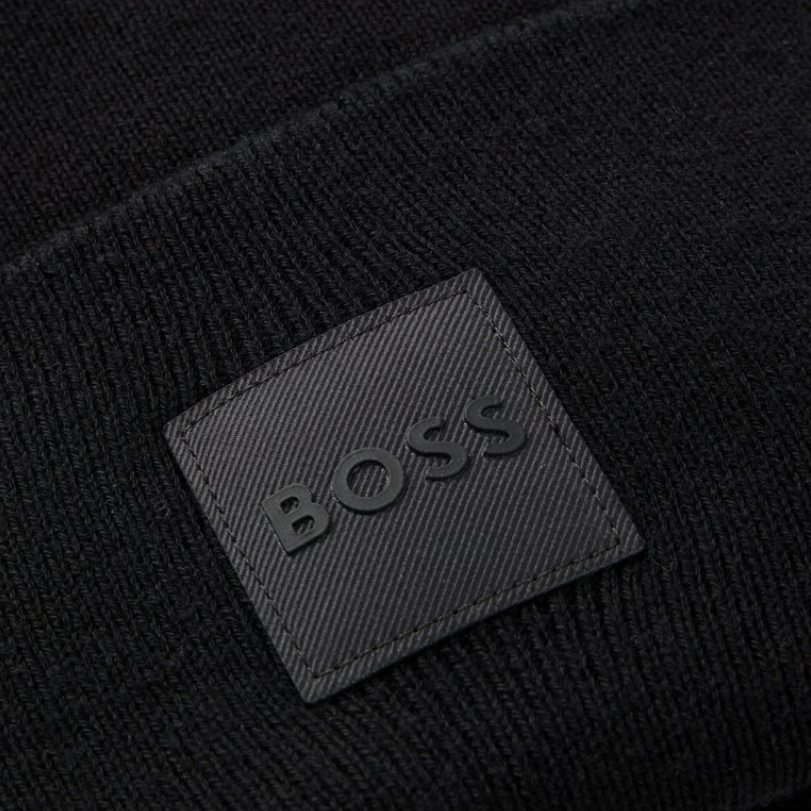 Мъжка зимна шапка Boss Men Winter Hat 50529442 Close-Up