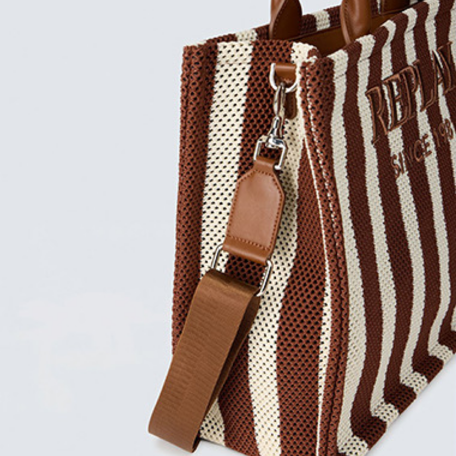 Дамска чанта Replay Women Tote Bag FW3836.000.A2020C-X084 Close-Up