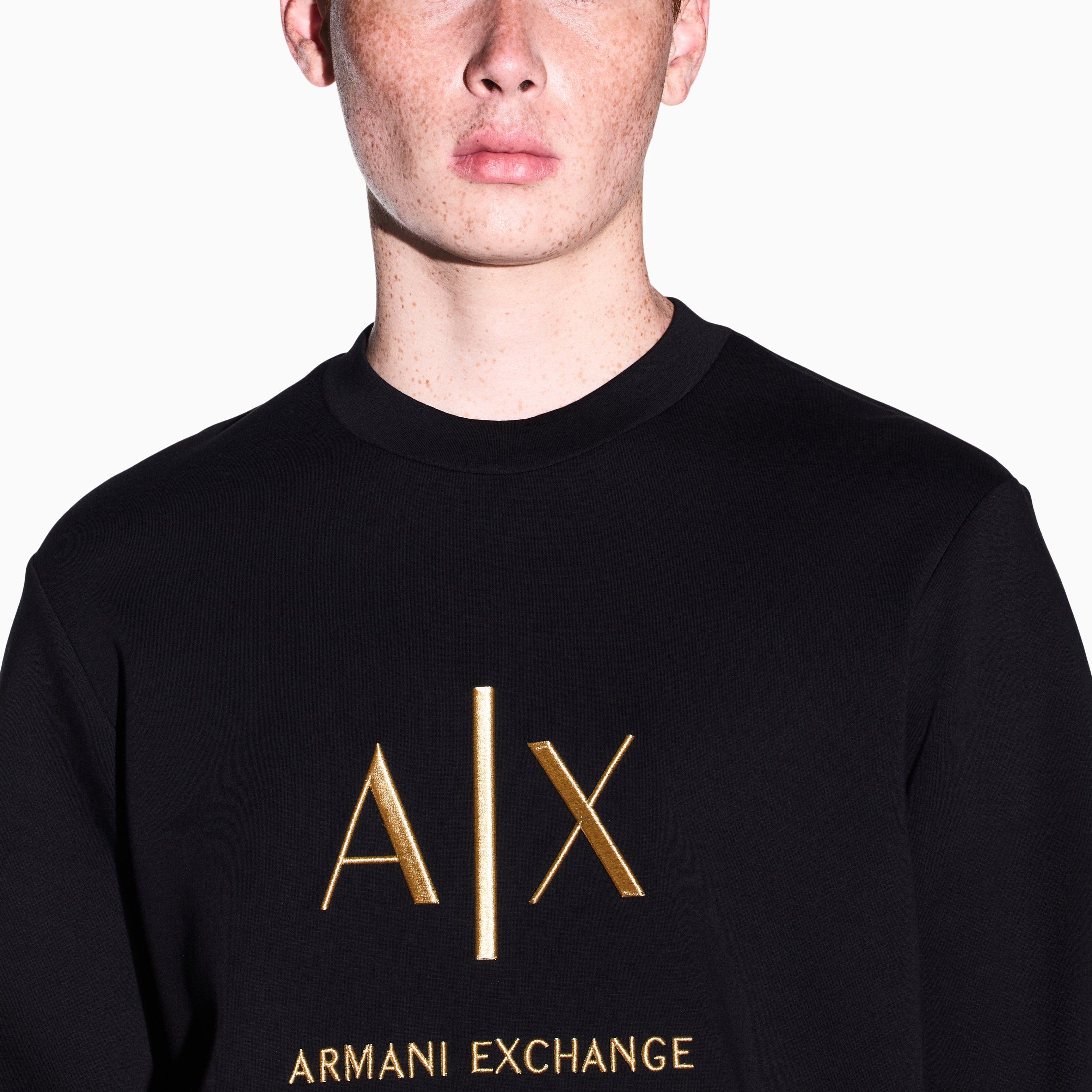 Мъжки суичър Armani Exchange men’s sweatshirt XM003551 AF20150 UC001 Close-up