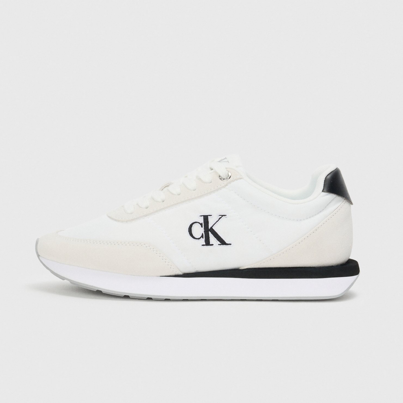 Мъжки маратонки Calvin Klein Retro Runner Men Sneakers YM0YM01990 01W Lateral View