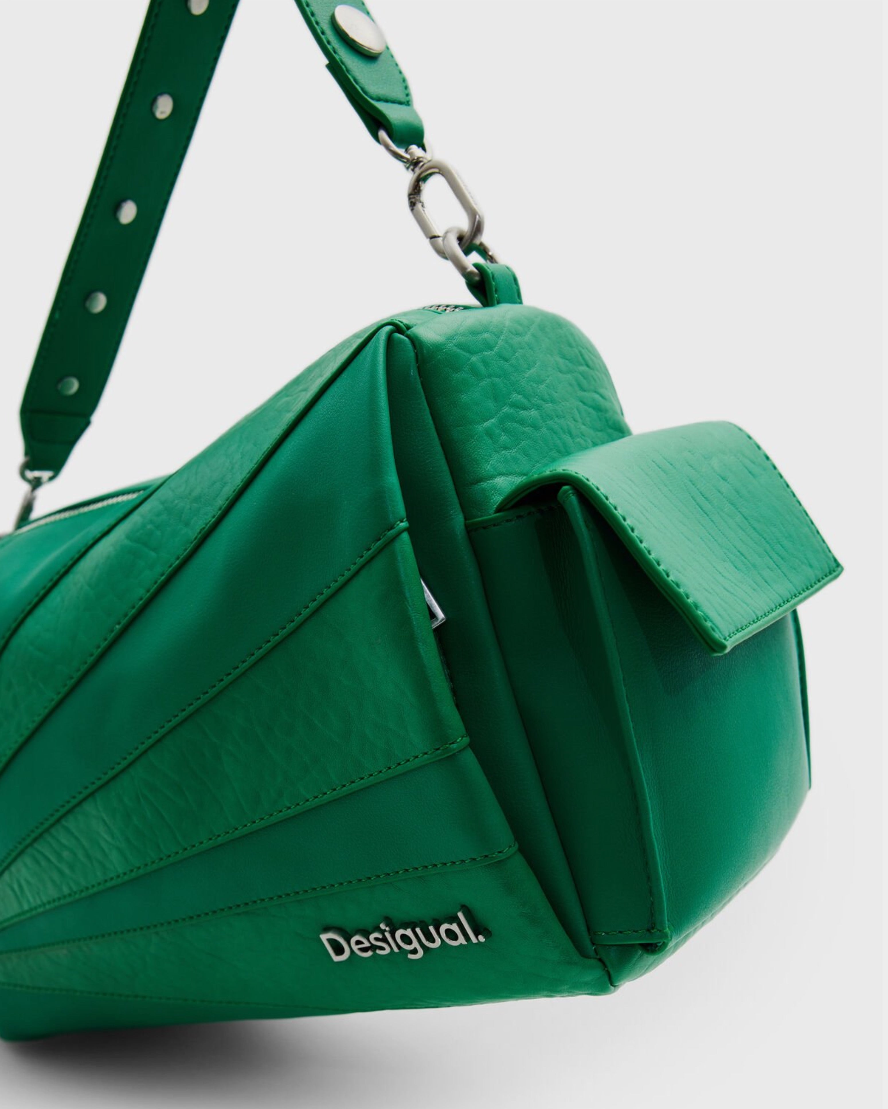 Дамска чанта в зелено Women’s M patchwork textures handbag Desigual 24SAXP75 4014U Green