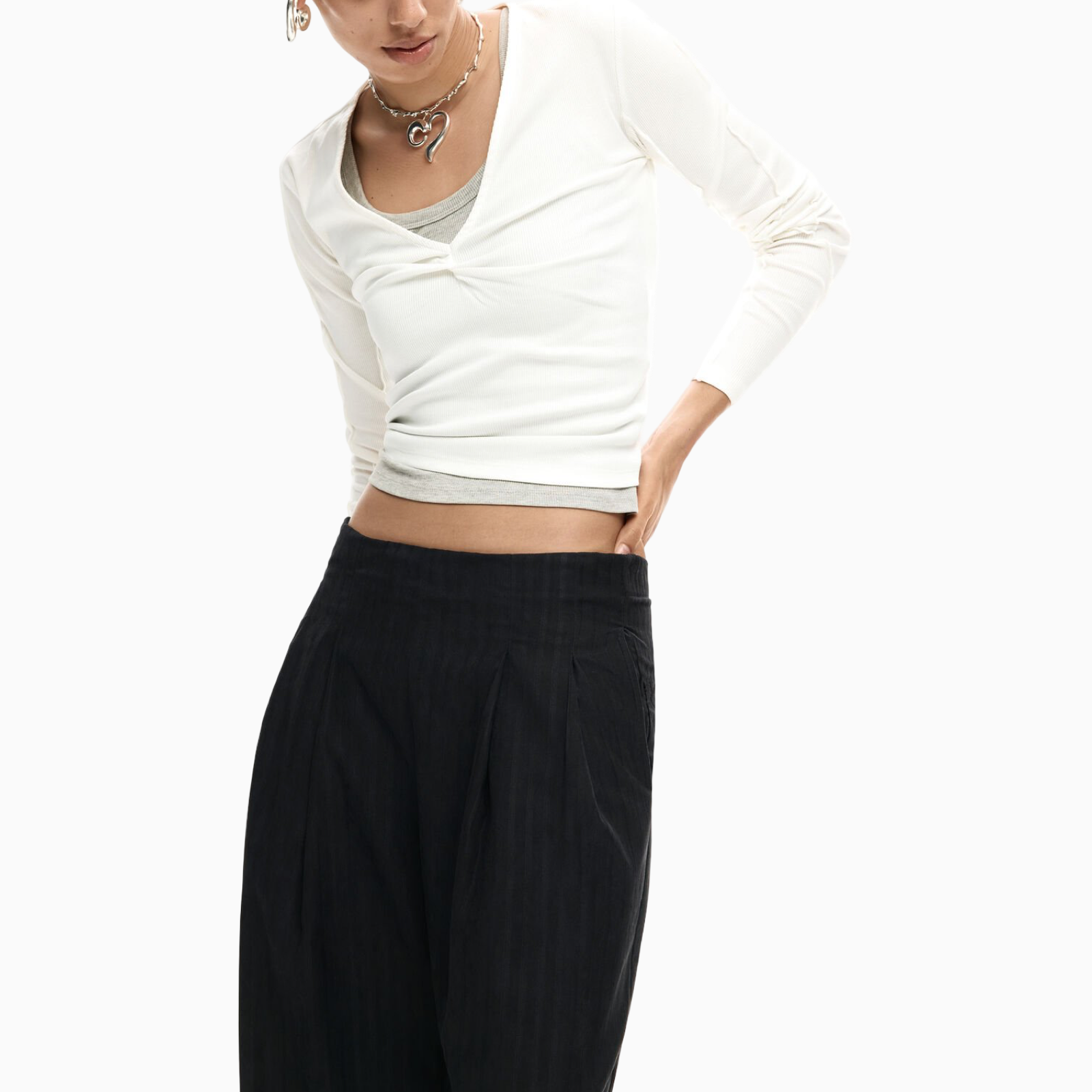 Дамски панталон Desigual Women Trousers 26SWPW312000 Close-Up