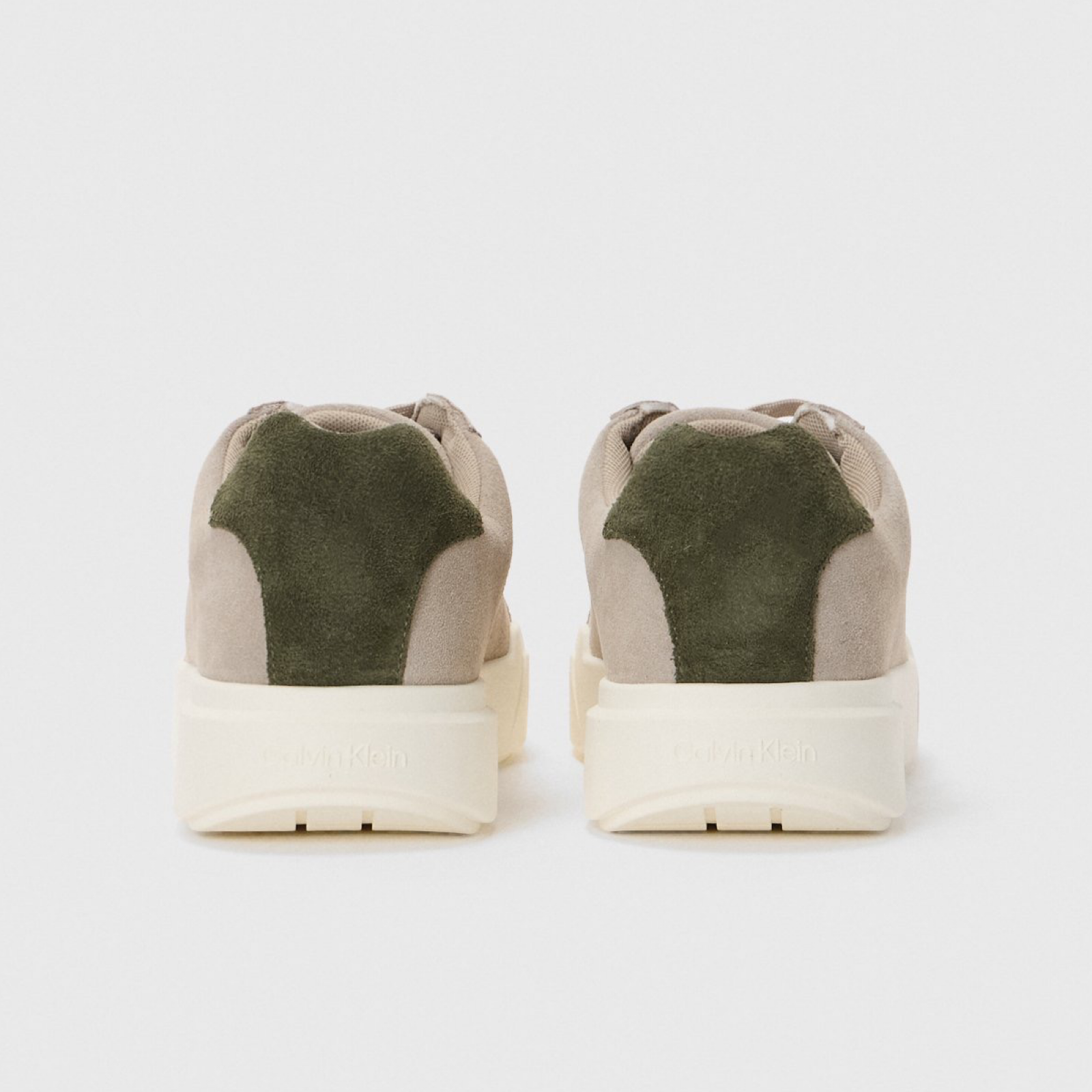 Мъжки бежови кецове Calvin Klein Jeans Men Sneakers YM0YM01453 Heel View