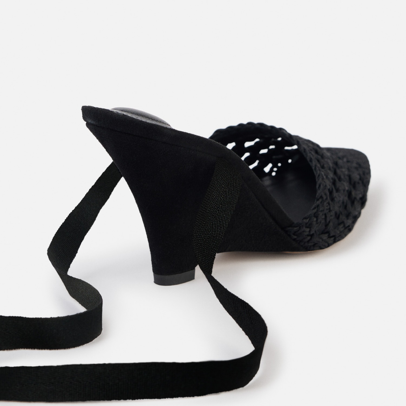 Jacquemus The High Espadrilles FOW00196AW00816 990 Heel View