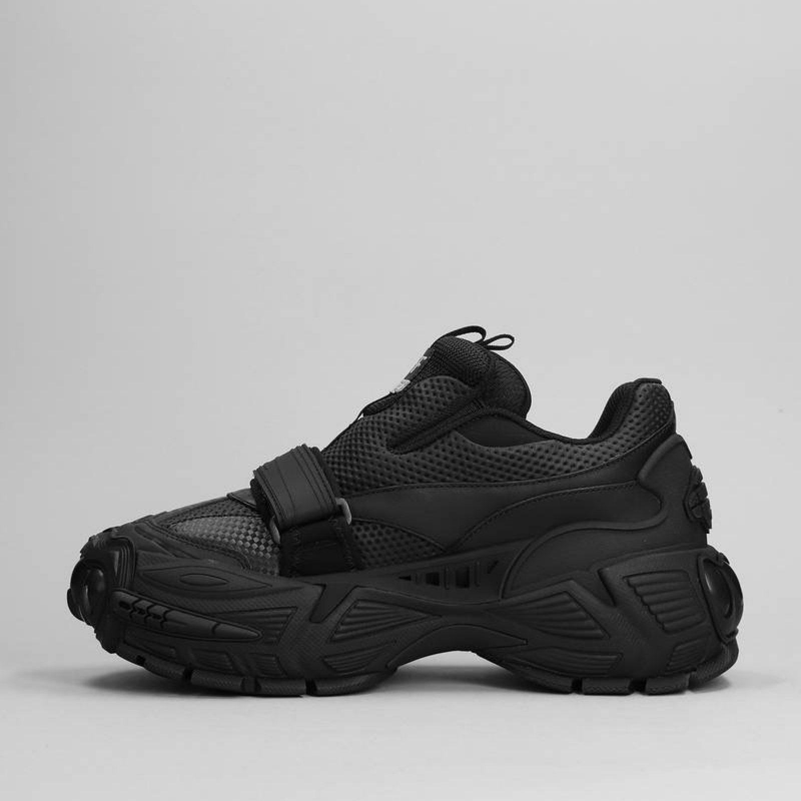 Мъжки маратонки Off-White Glove Men Sneakers Medial View