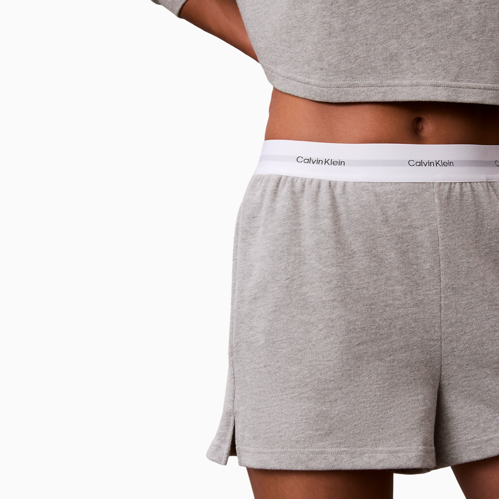 Дамски къси панталони Calvin Klein Women Lounge Shorts LV00QS7517 P7A Close-Up