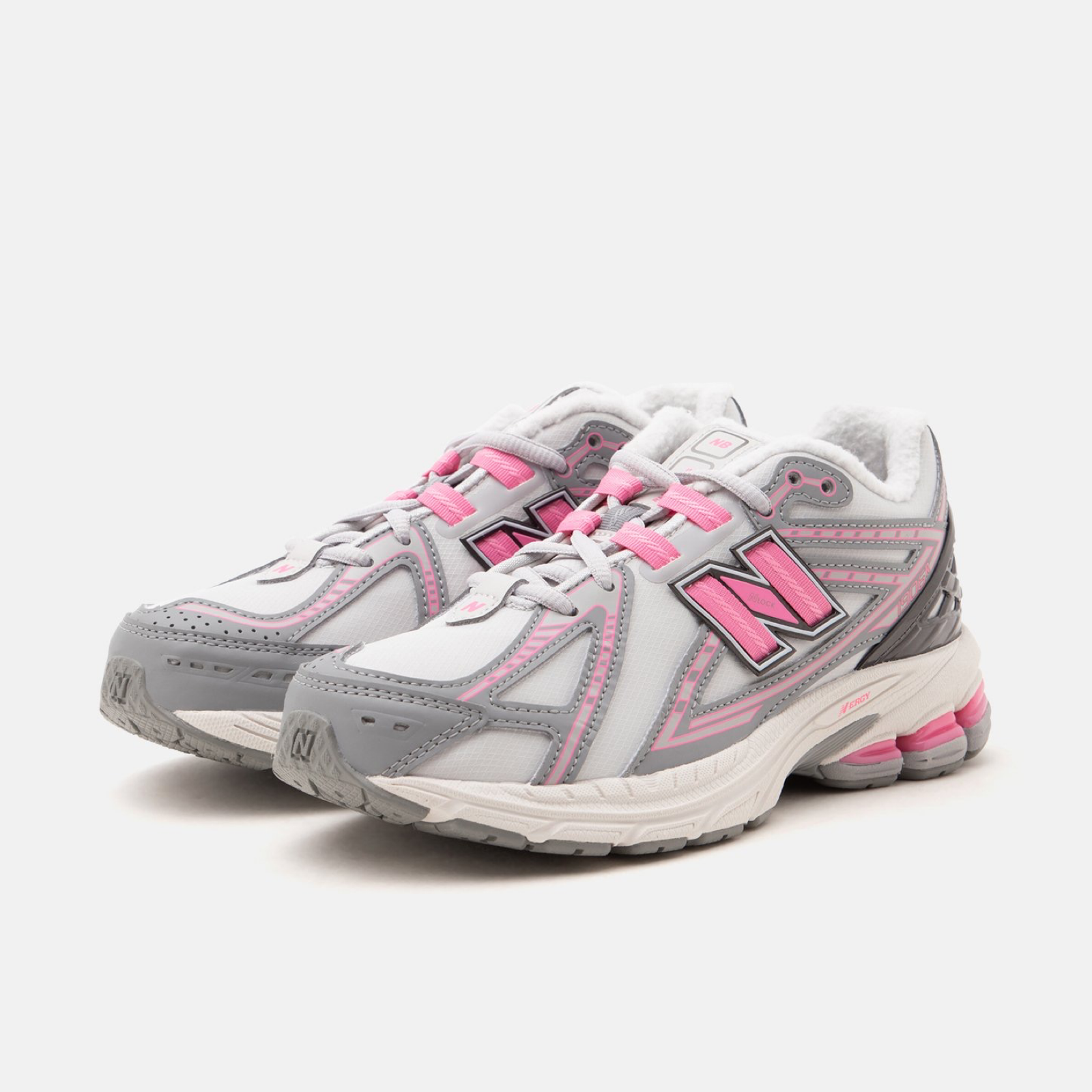 Дамски маратонки New Balance 1906 Women Sneakers G19068CA Front View