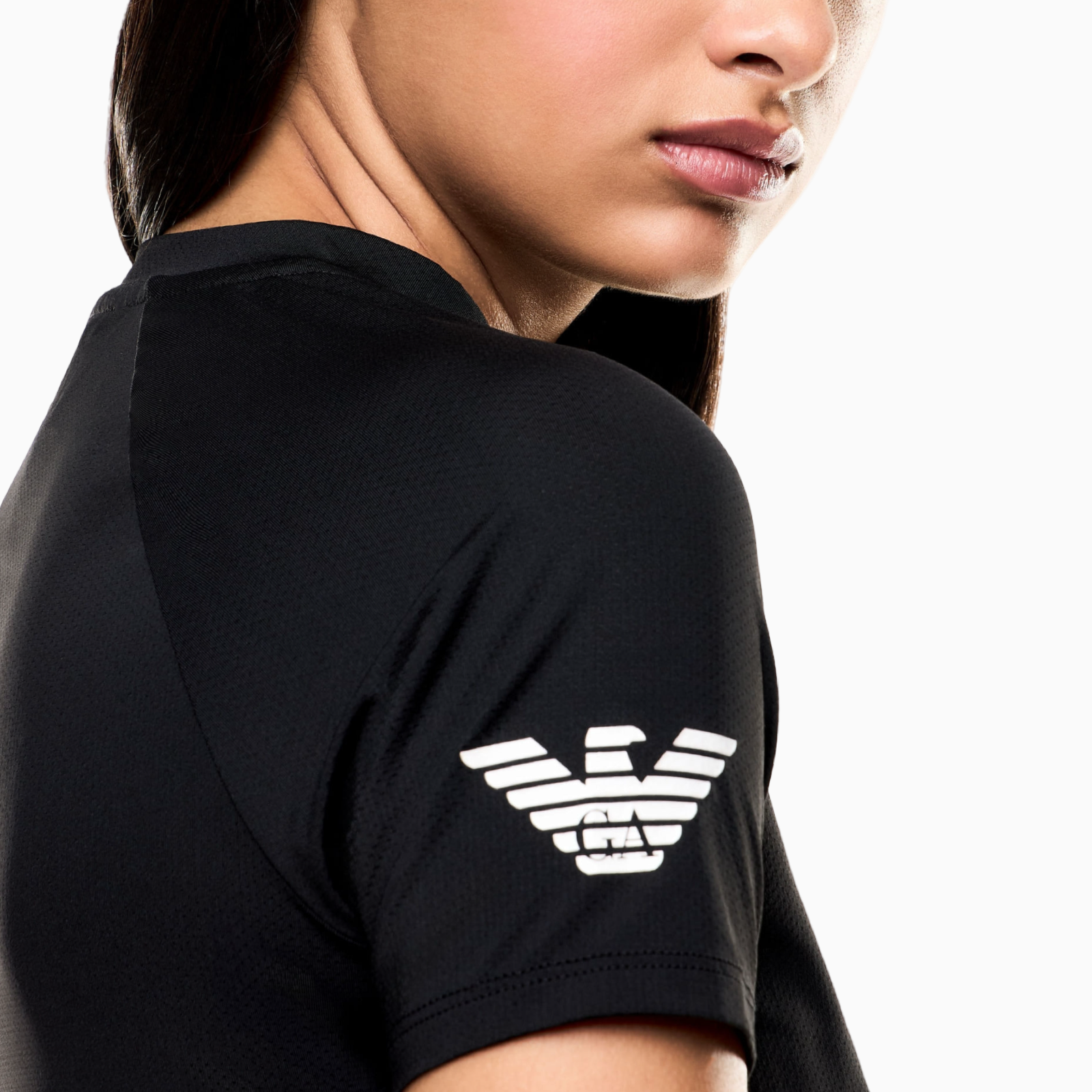 Дамска спортна черна тениска EA7 Emporio Armani 8NTT70 TJEMZ 1200 Close-Up